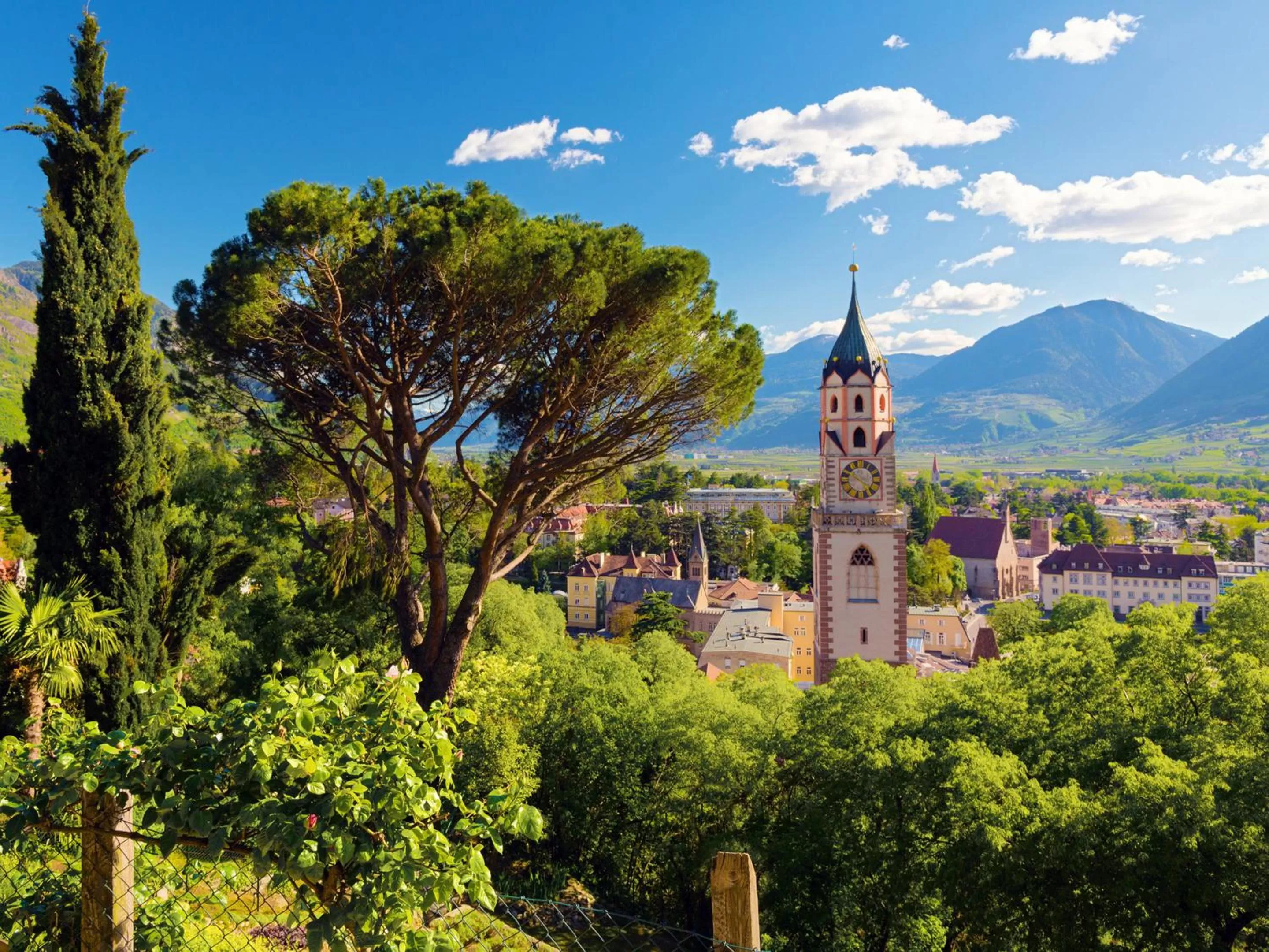 Natural landscape in Flora Hotel & Suites
