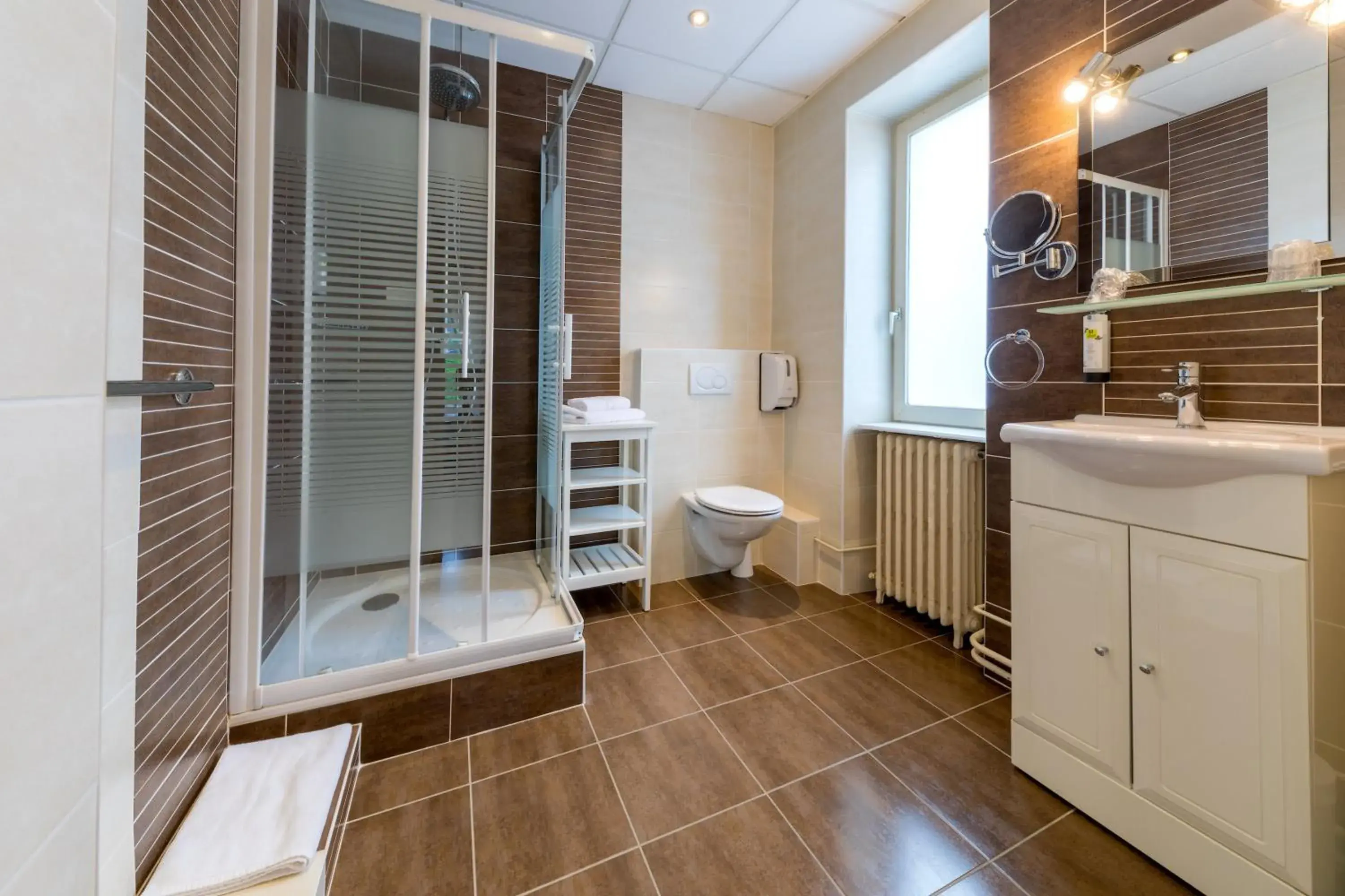 Standard Double Room - single occupancy in La Commanderie de Champarey Standard Double Room - single occupancy in La Commanderie de Champarey