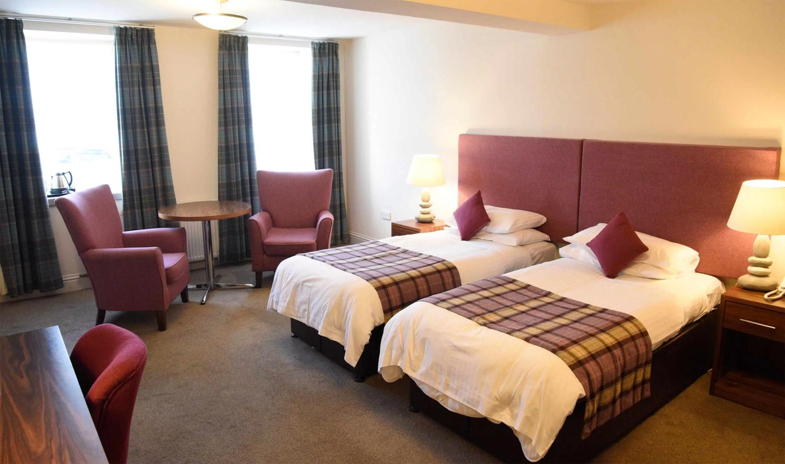 Bed in The Royal Hotel