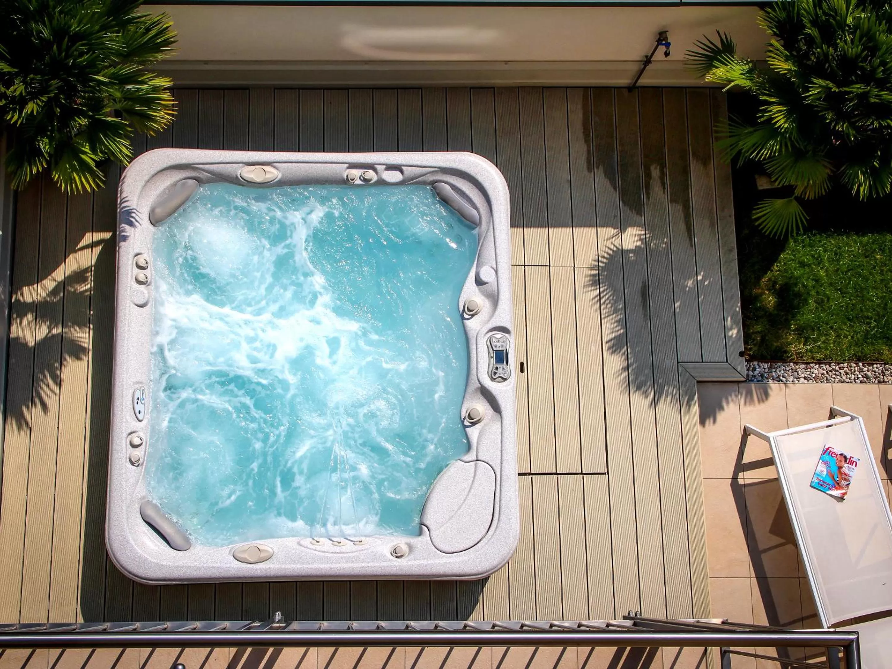 Hot Tub in City Hotel Merano