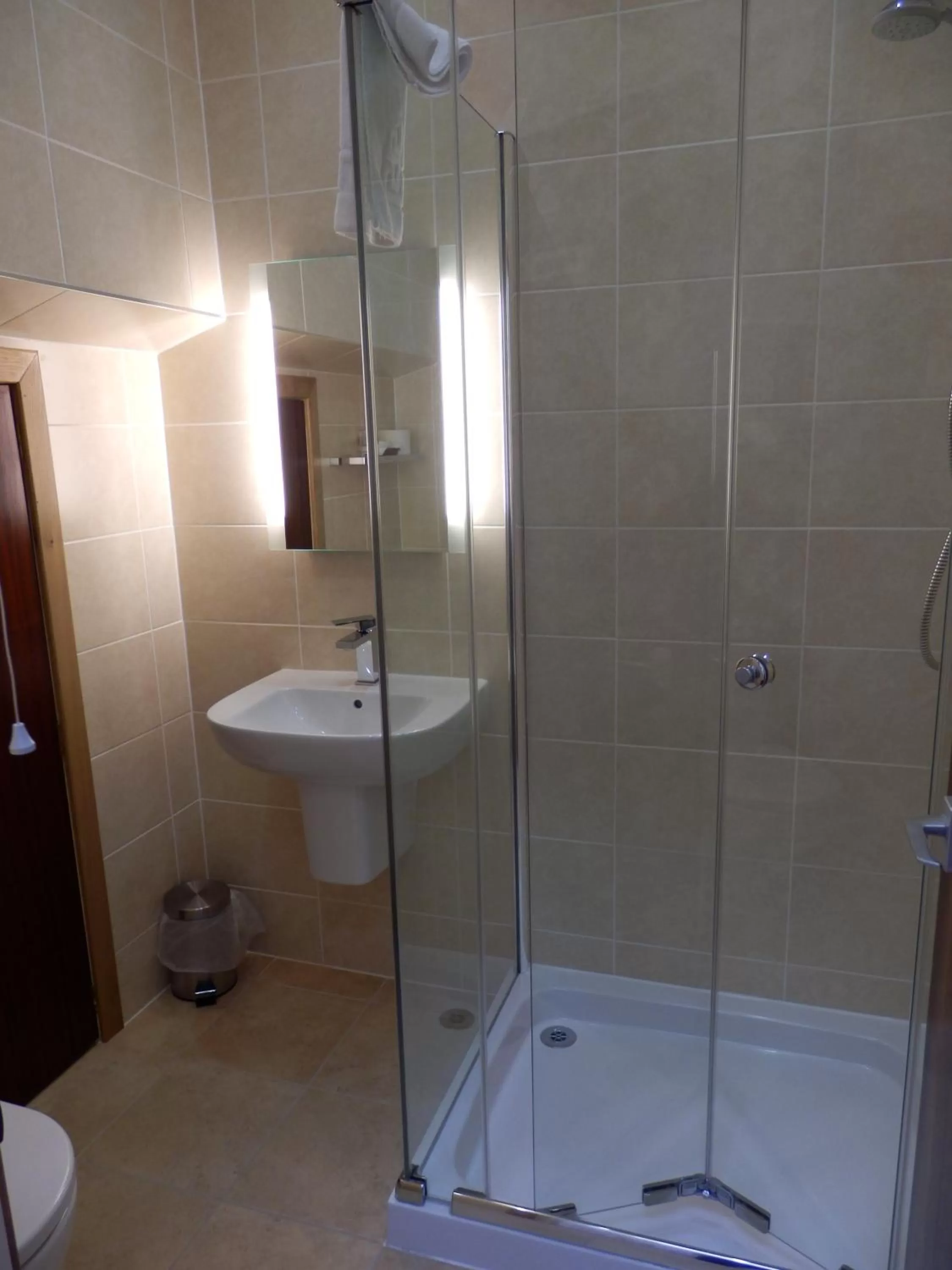 Bathroom in Rosehill Guest House