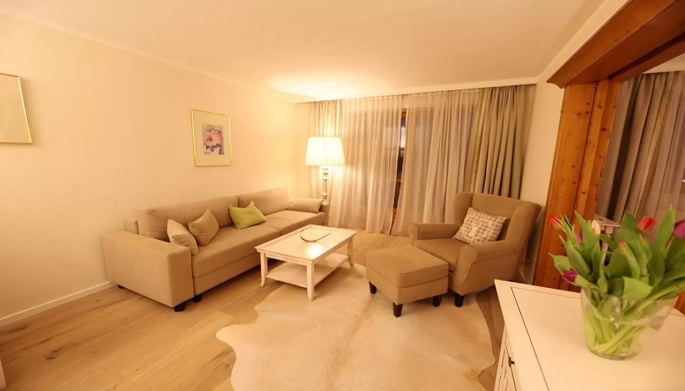 Seating area in Parkhotel am Soier See