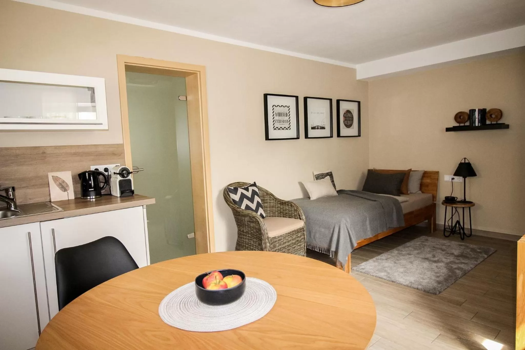 Photo of the whole room in Das Kornburg-Quartier