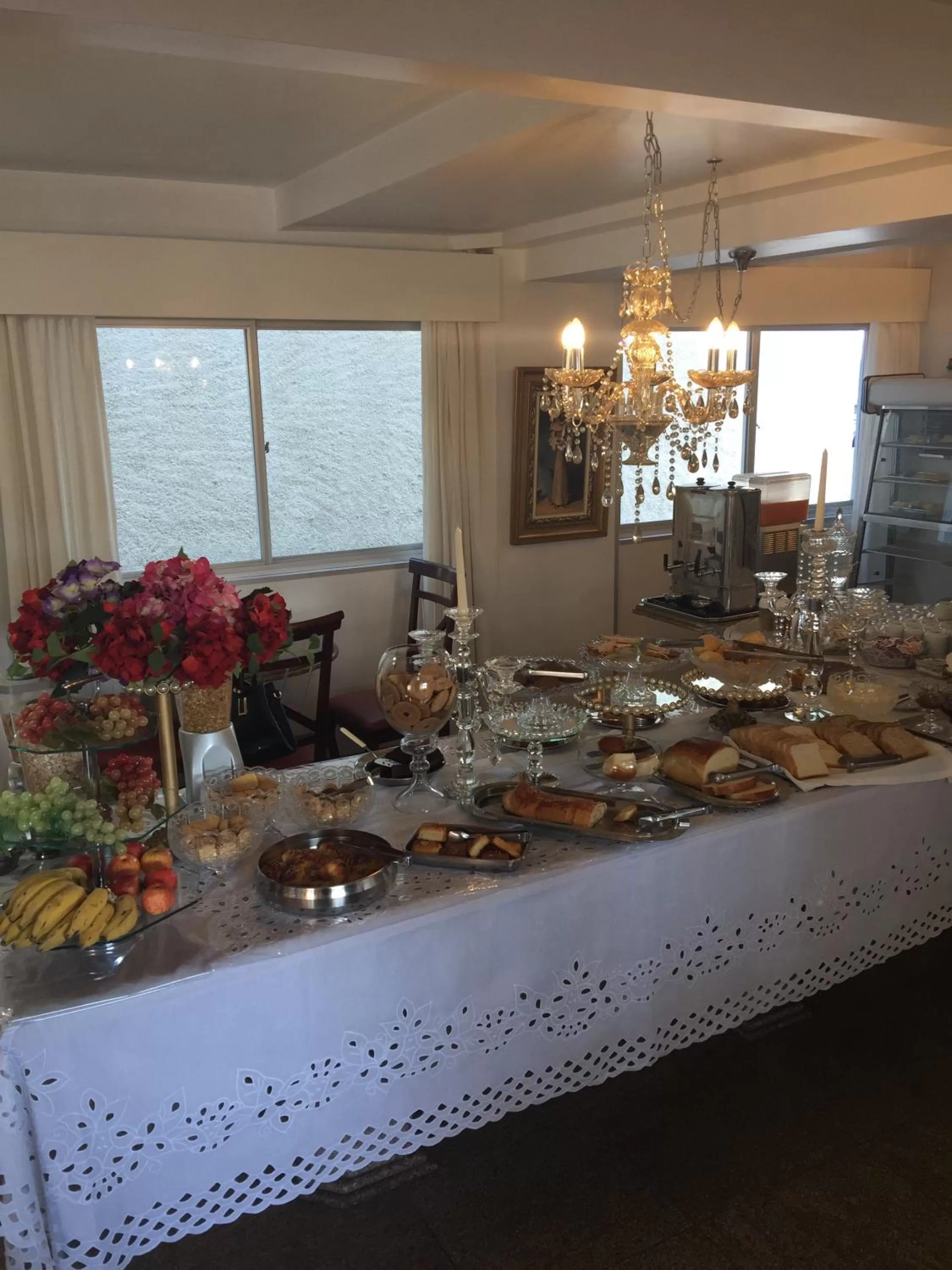 Breakfast in Colle Tourist Hotel LUXO