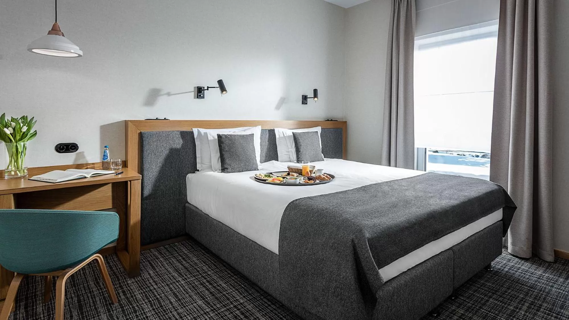 Bedroom, Bed in Relais & Châteaux Hotel Quadrille - Adults Only