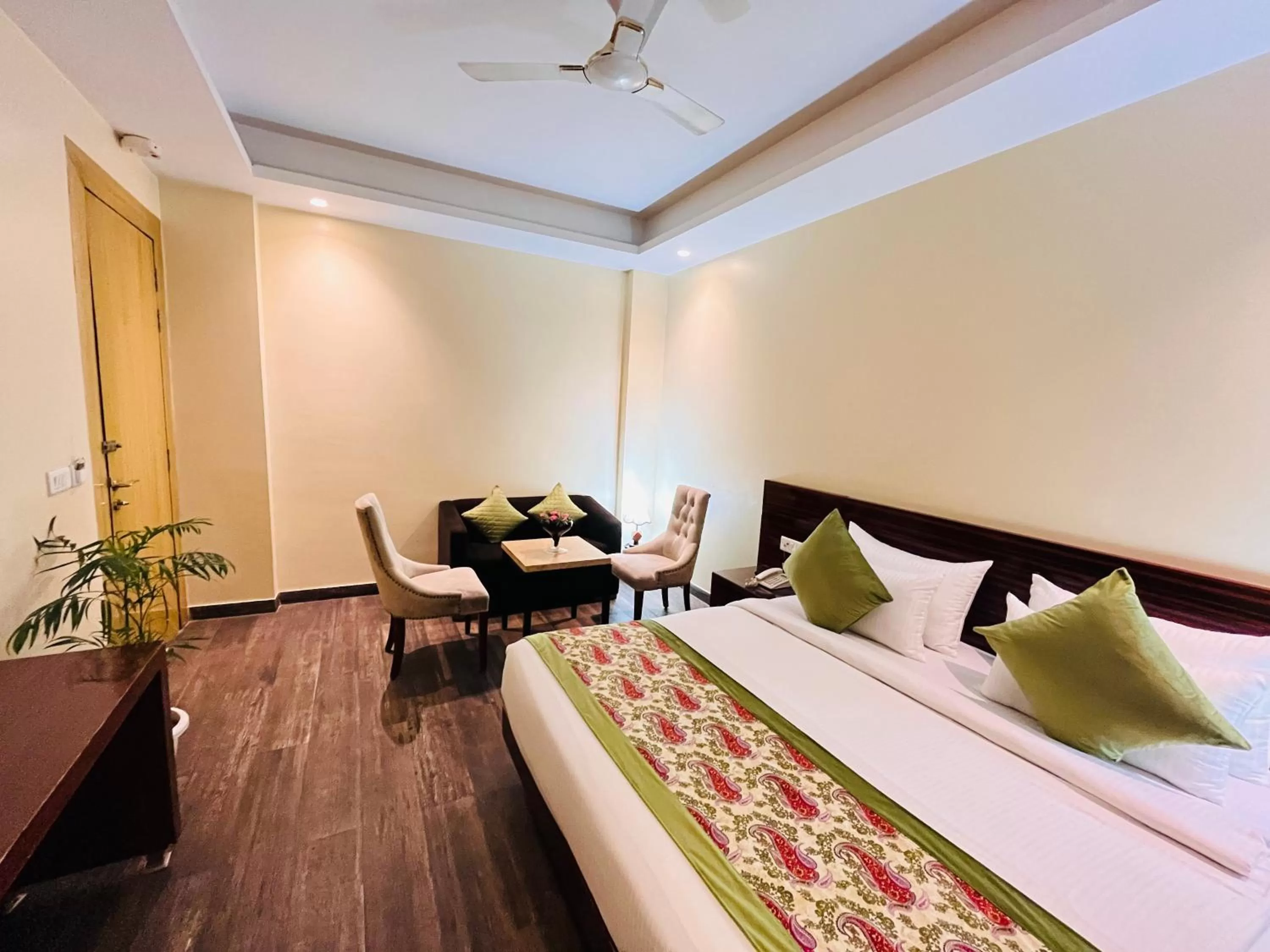 Bed in Hotel Banz near Delhi Airport