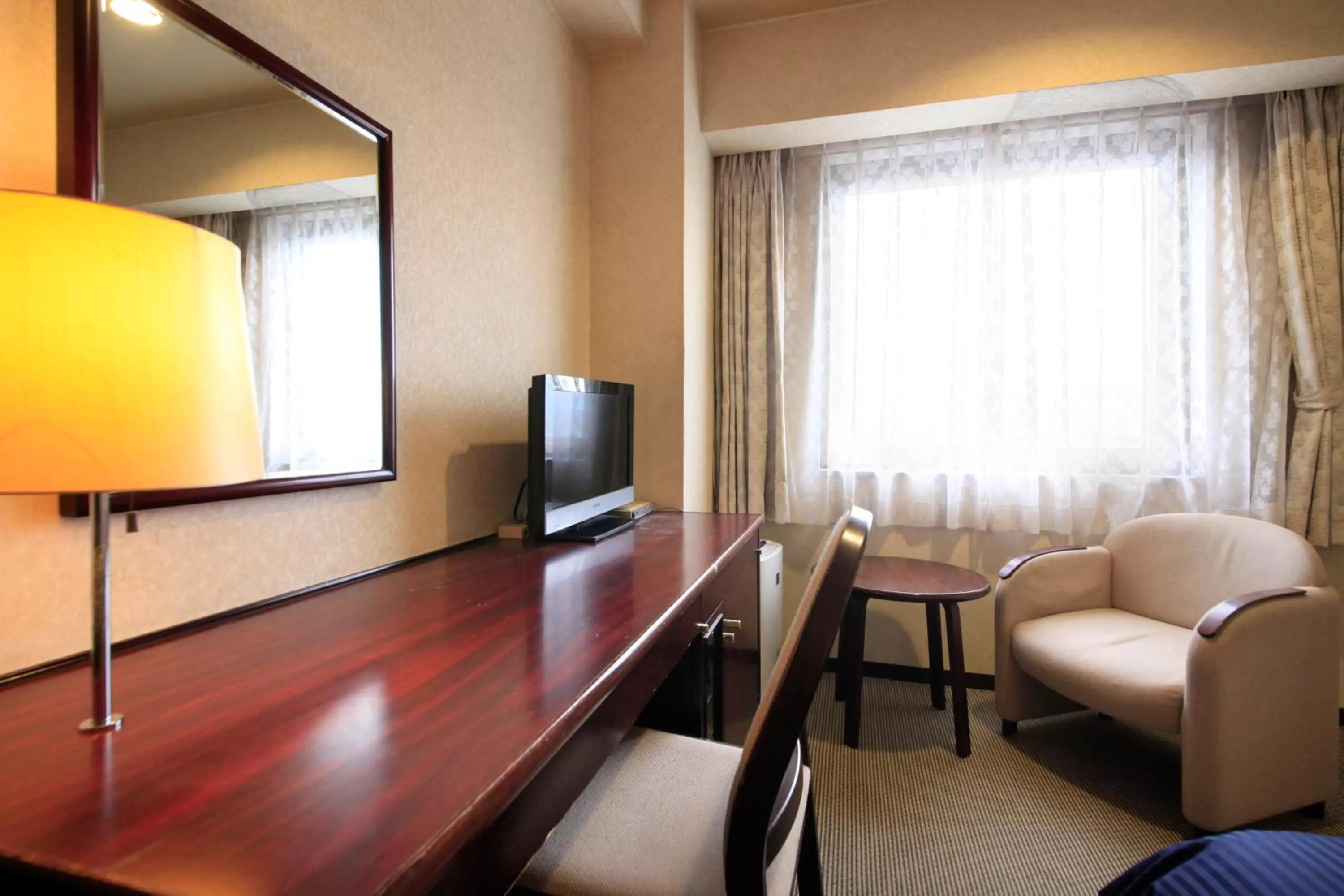 Photo of the whole room in Quintessa Hotel Ogaki