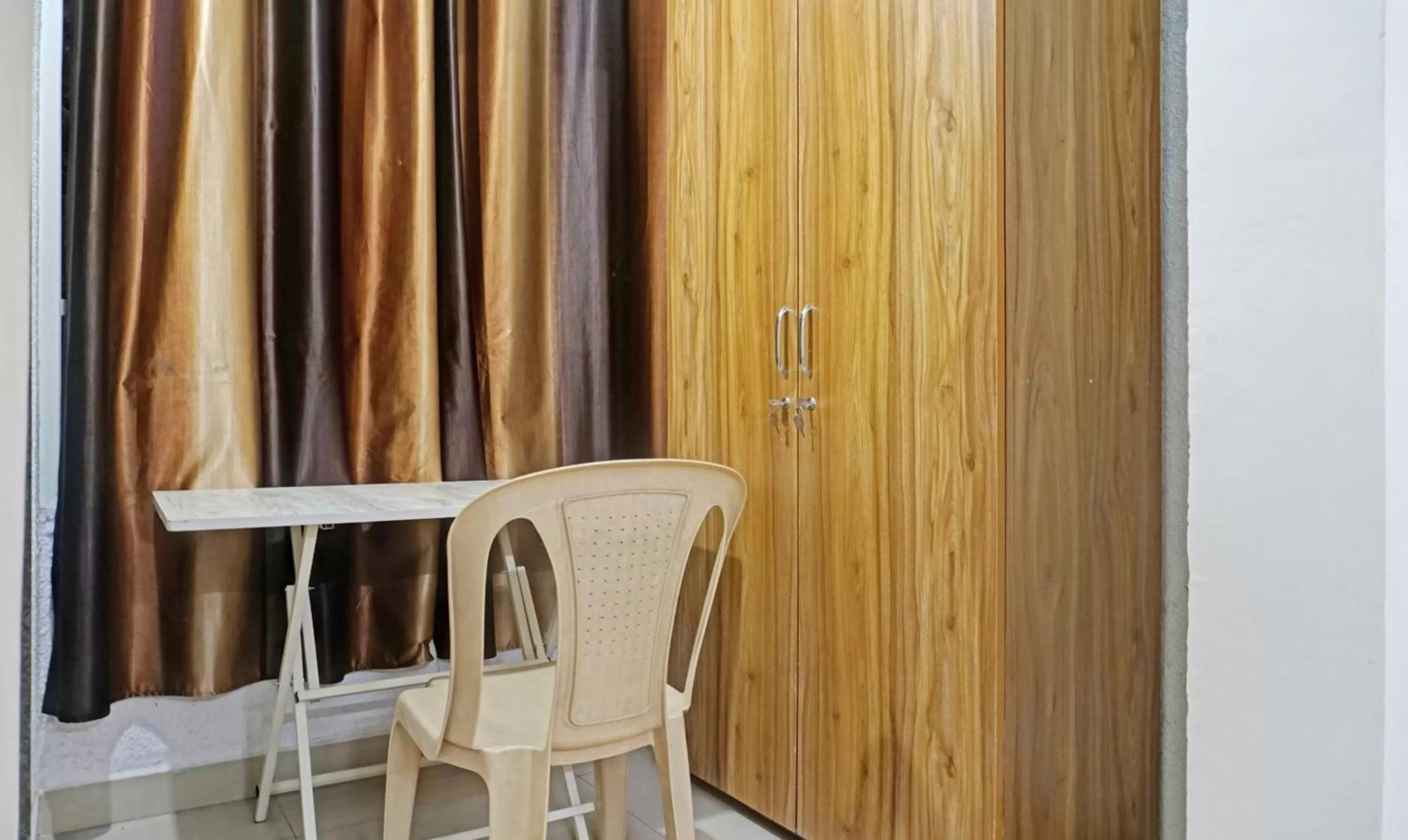 Seating area in Itsy Hotels AY Plus Hotels