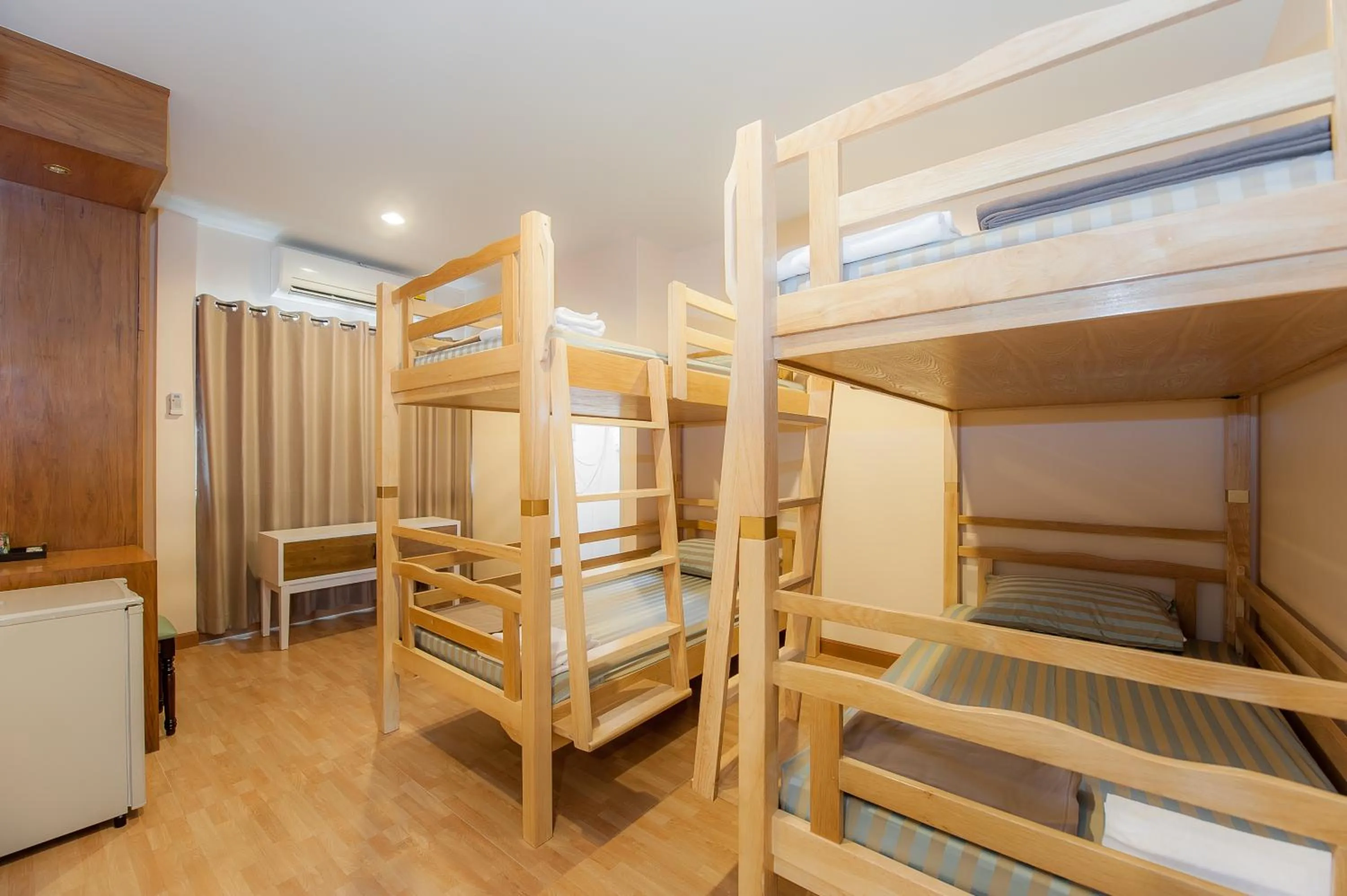 Bedroom in Full House