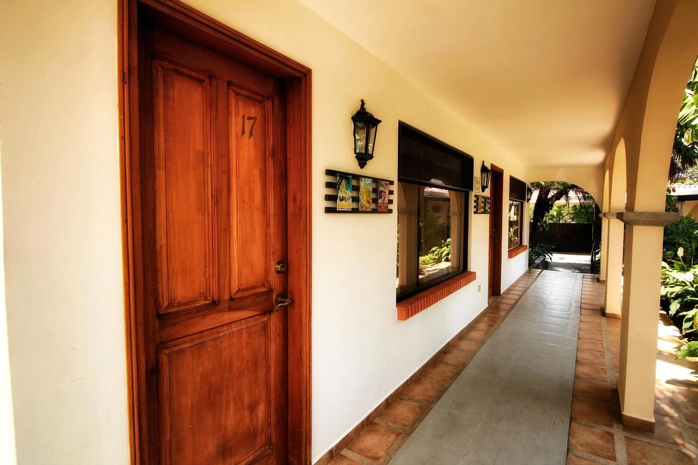 Facade/entrance in La Riviera Hotel