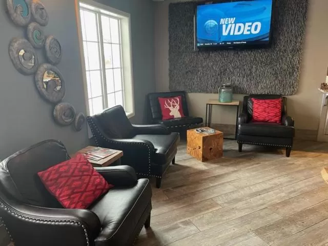 River Hills Hotel- Mankato