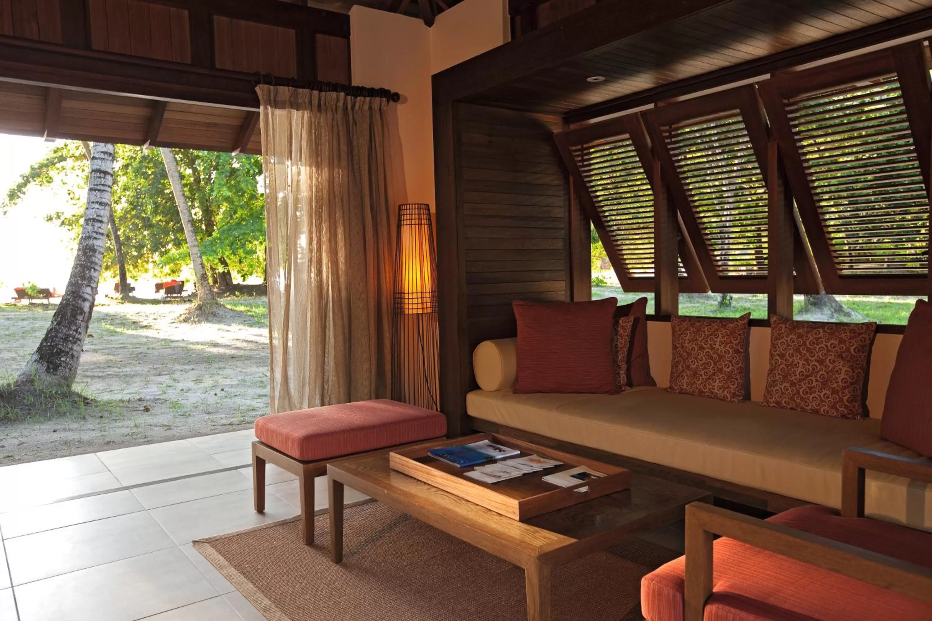 Seating area in Constance Ephelia