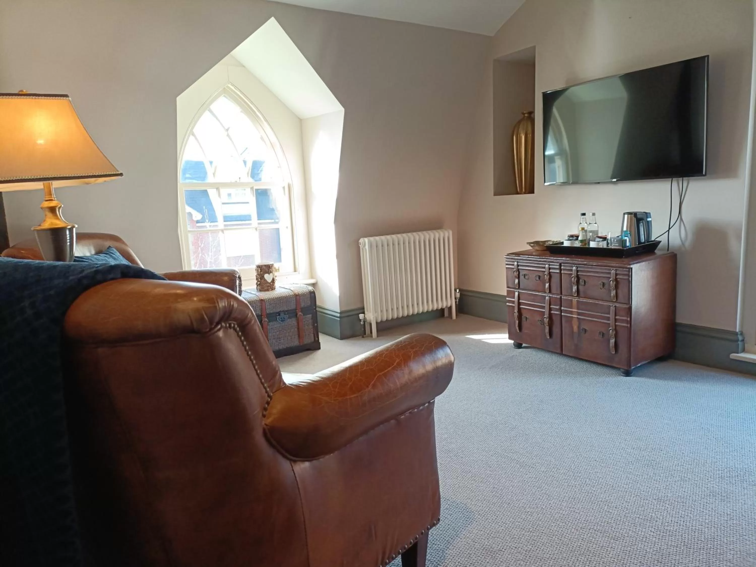 TV and multimedia, Seating Area in The Linden Stansted