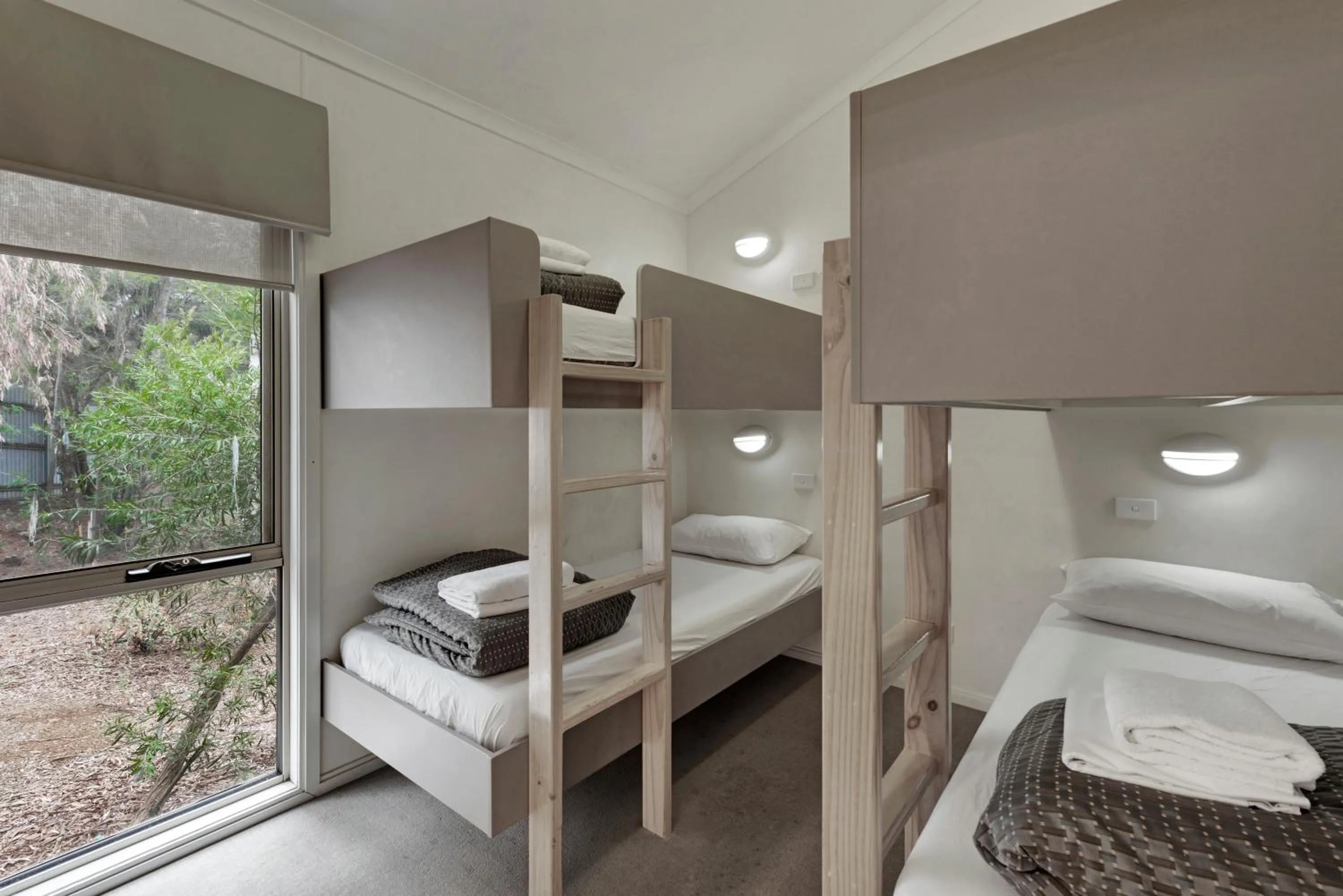 bunk bed, Bed in Discovery Parks - Dubbo