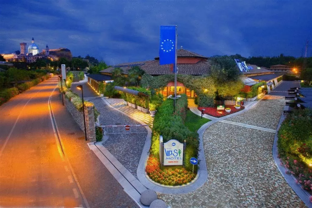 Decorative detail in Vip's Motel Luxury Accommodation & Spa