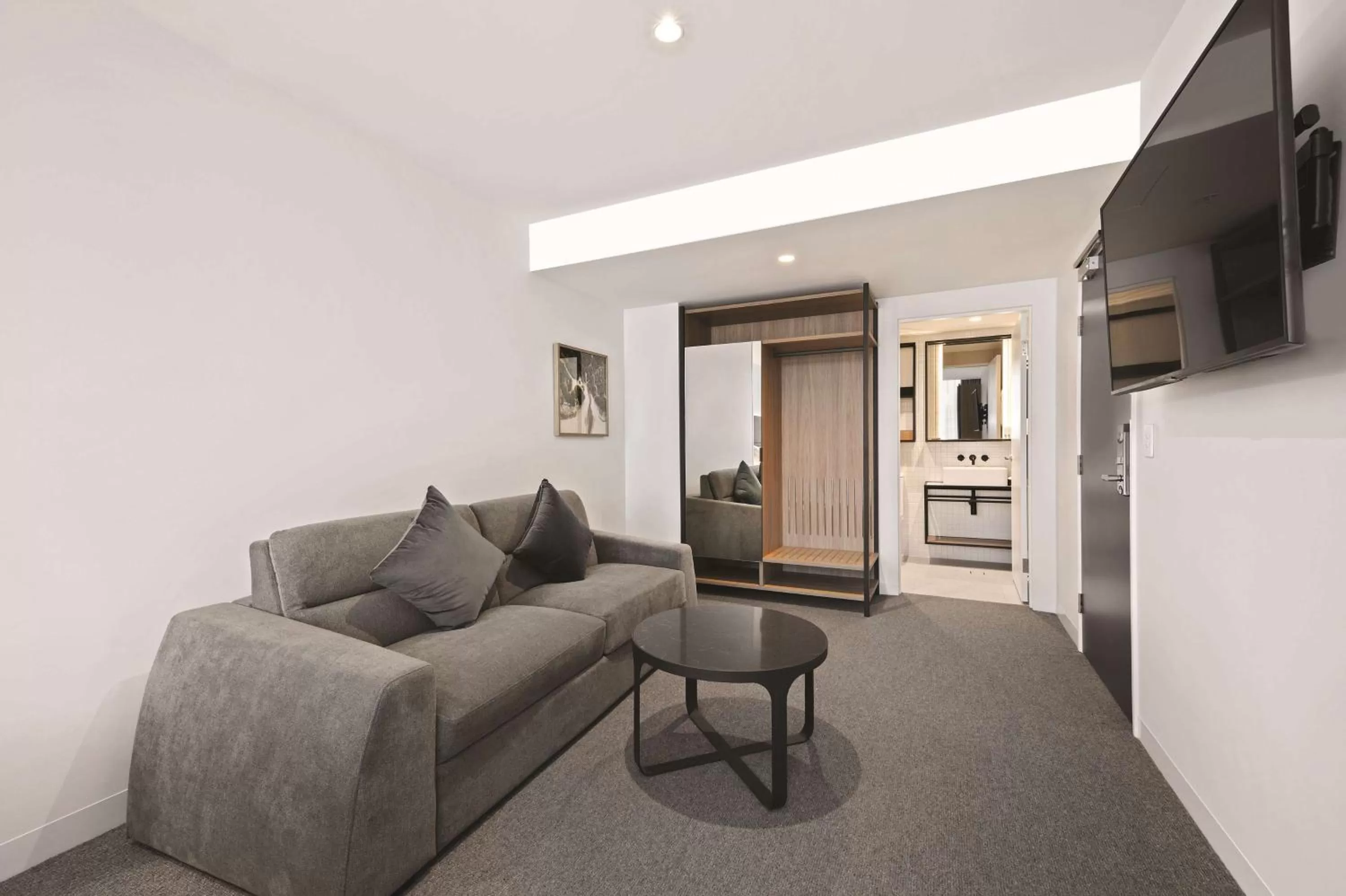 Bedroom in Vibe Hotel Melbourne