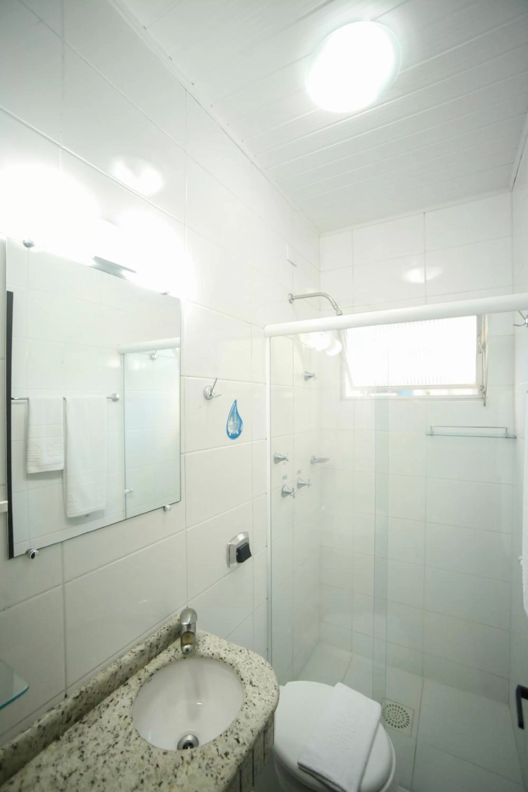 Bathroom in Hotel Vitoria - Itajaí