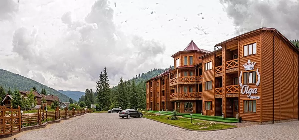 Property building in Olga Deluxe