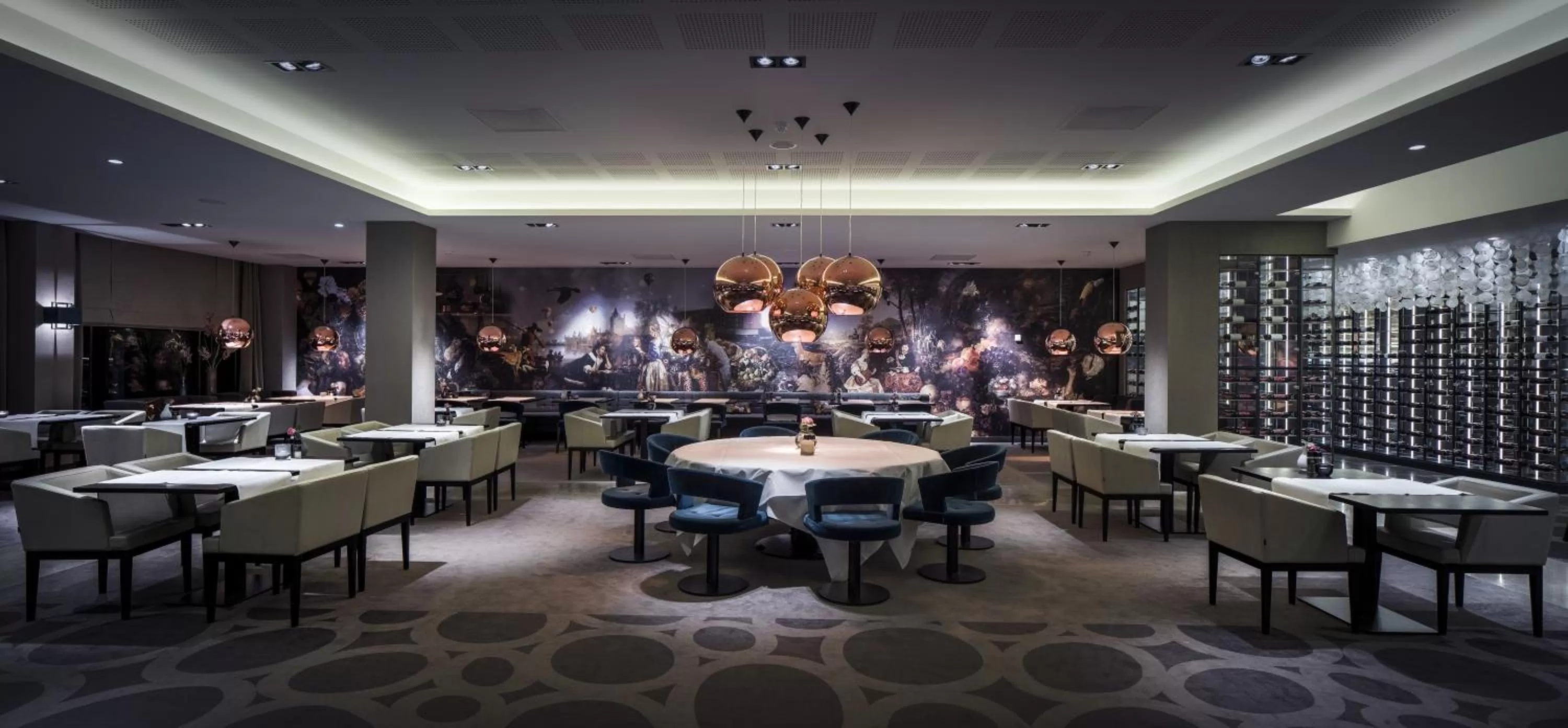 Lounge or bar in Van Der Valk Hotel Zwolle