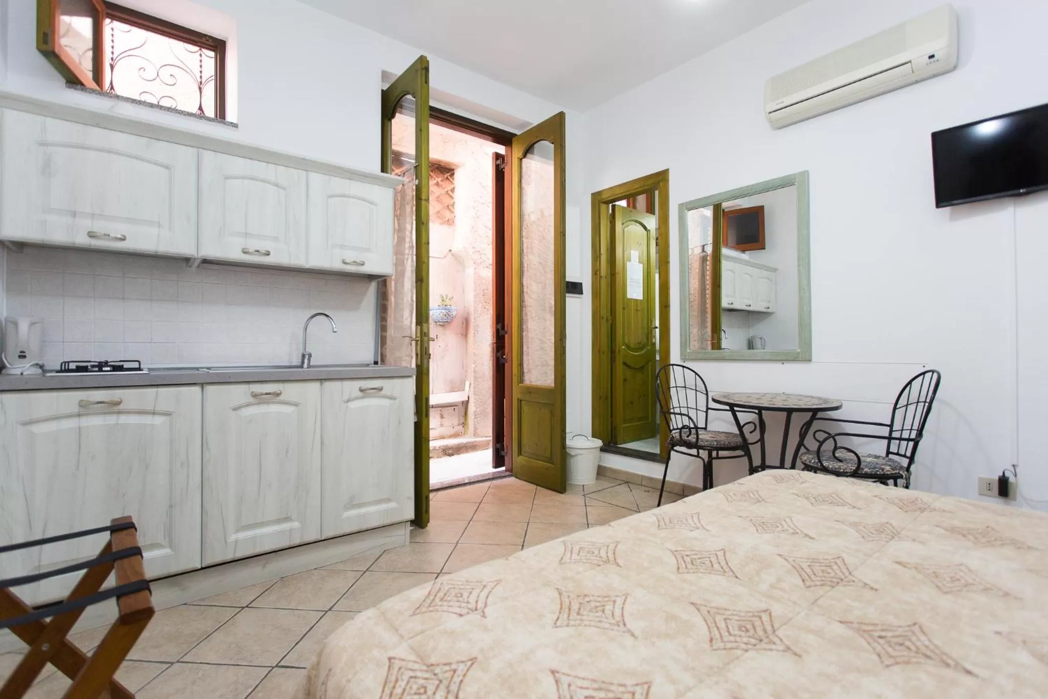 Kitchen or kitchenette in Diana Brown B&B Affittacamere