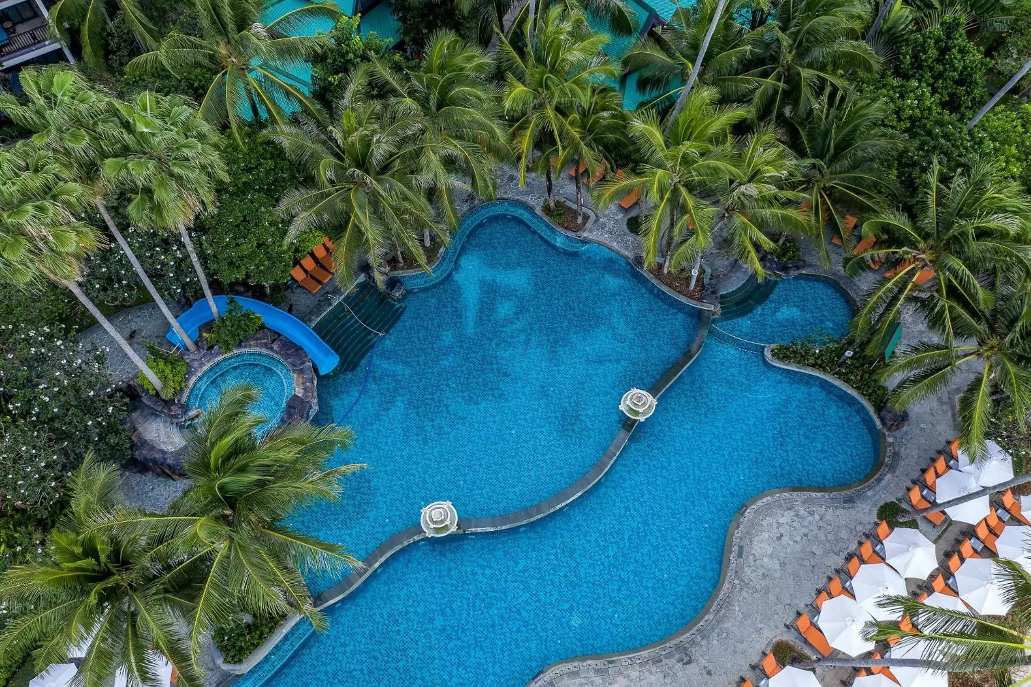 Swimming pool in Centara Grand Beach Resort & Villas Krabi
