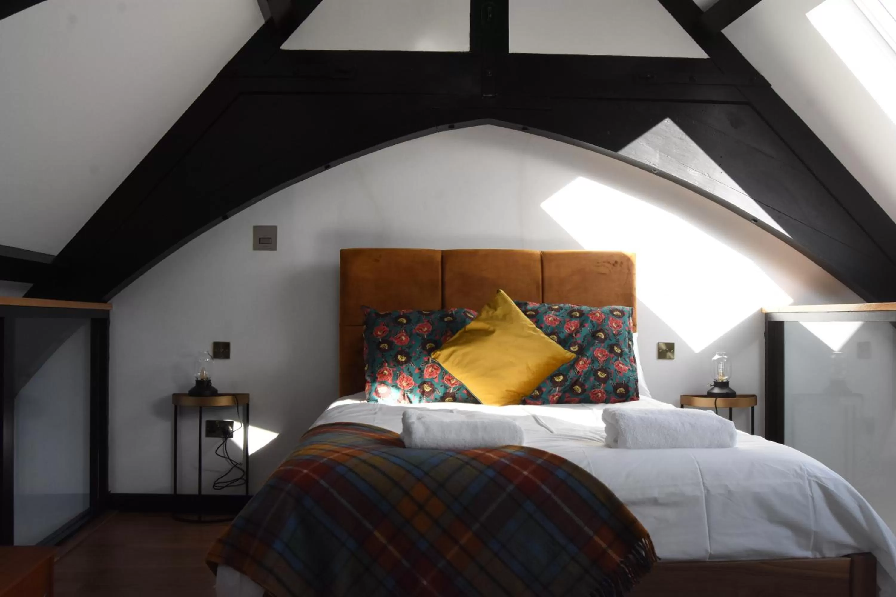 Bed in Slateford House 1770 Luxury Aparthotel by The House of Danu