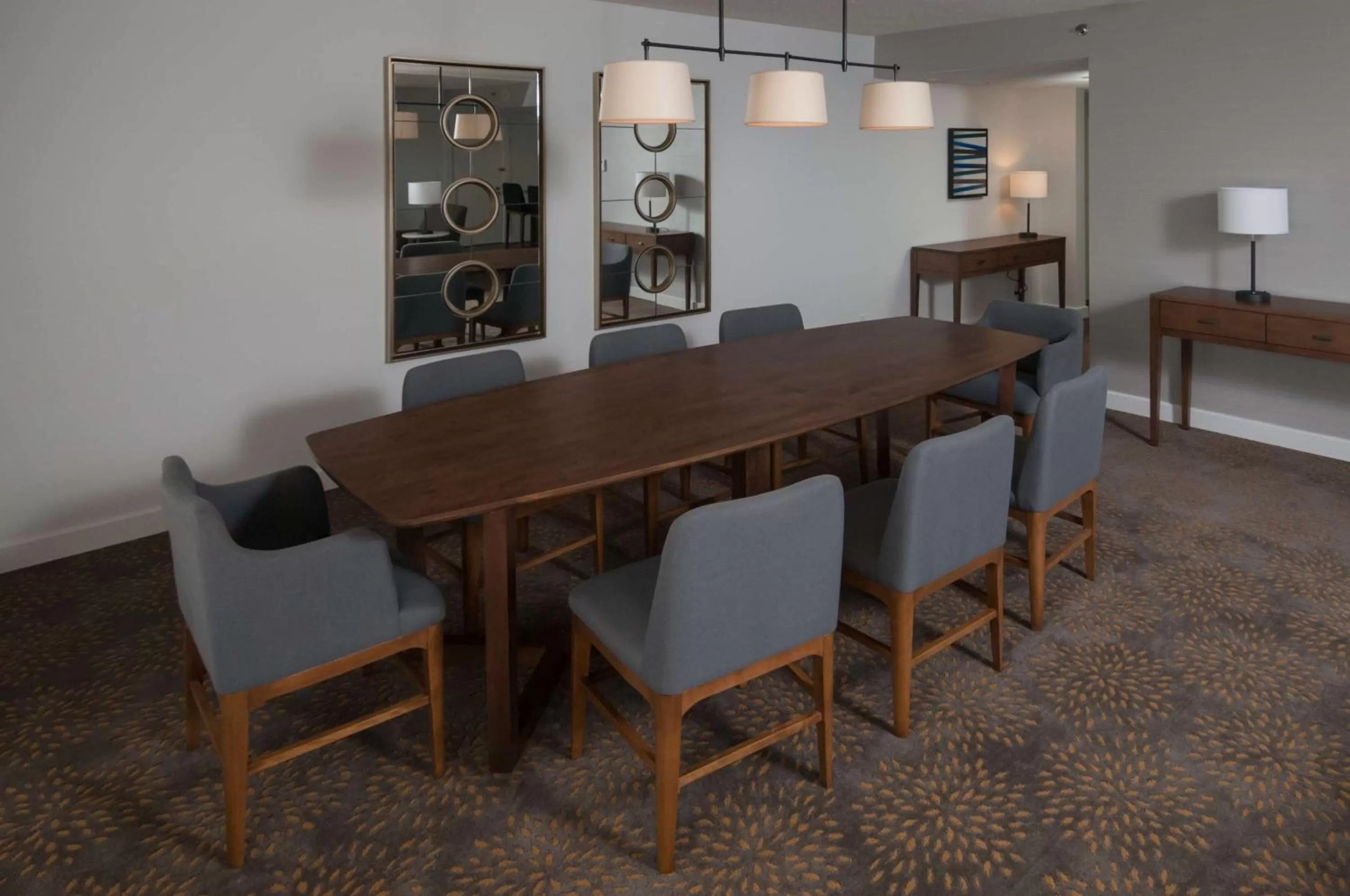 Living room in Doubletree by Hilton London