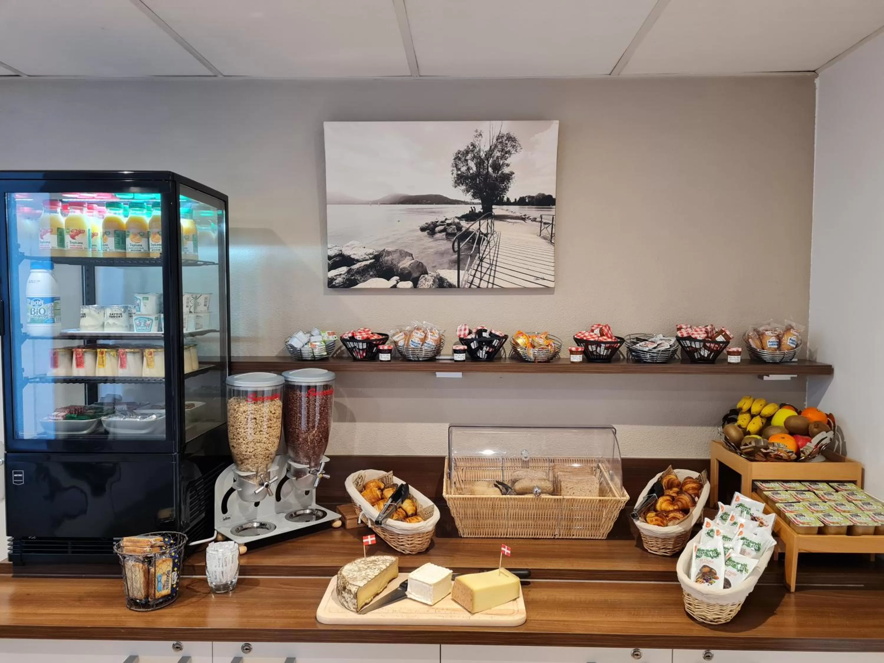 Breakfast in Apparthotel Privilodges Le Royal