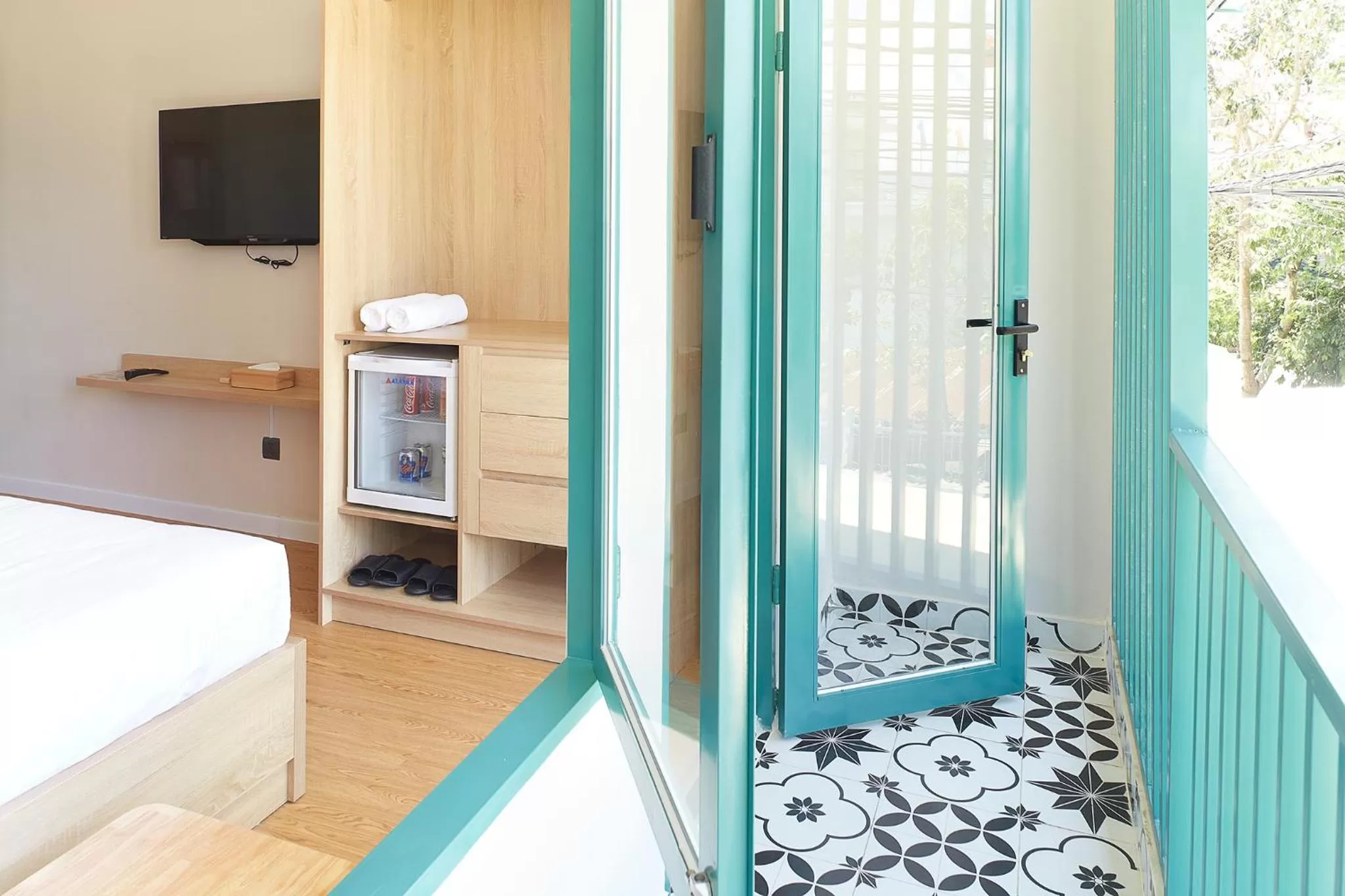 Balcony/Terrace, Bed in Larimar Villas Cô Giang