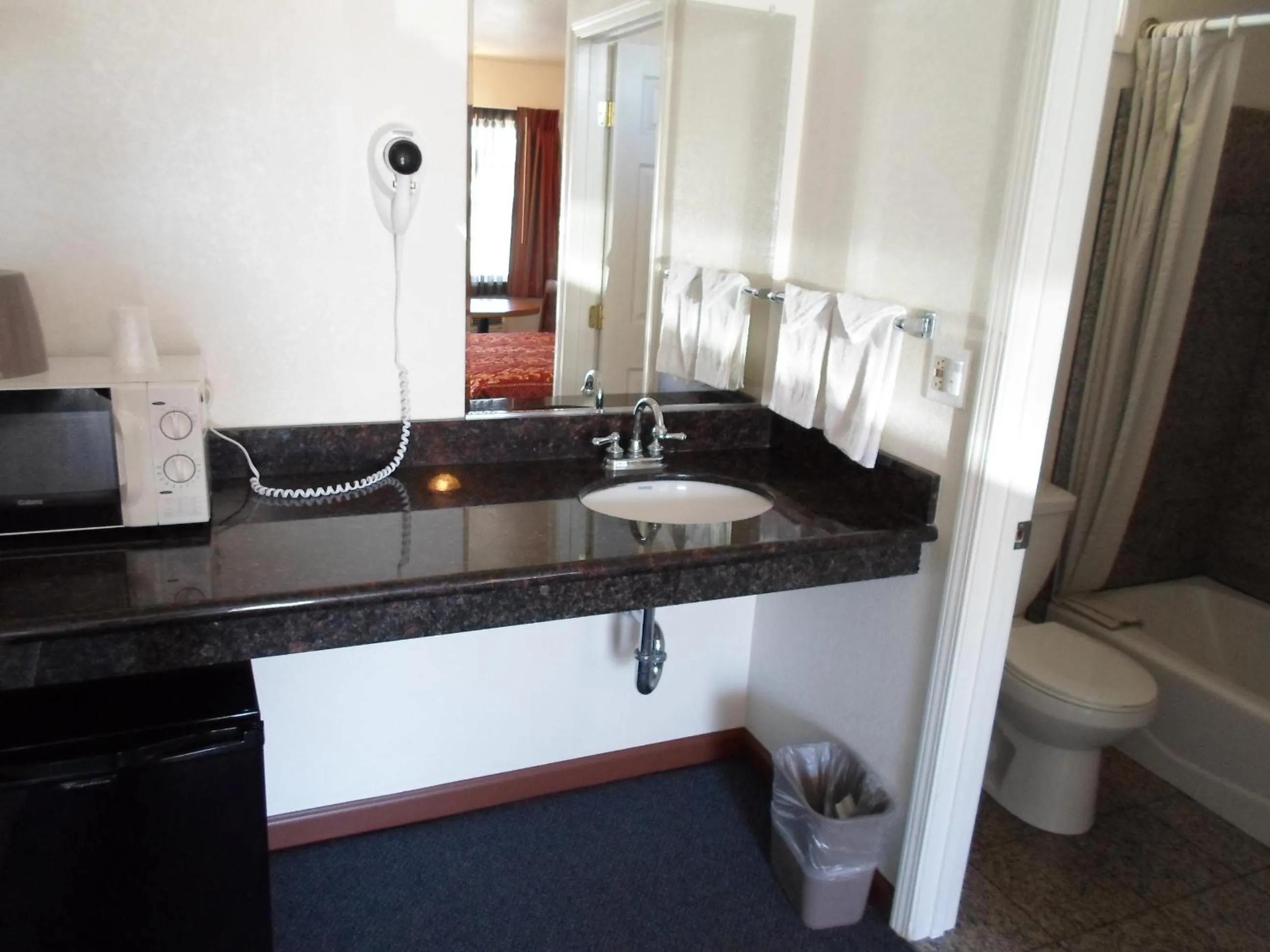 Economy Inn Morgan Hill