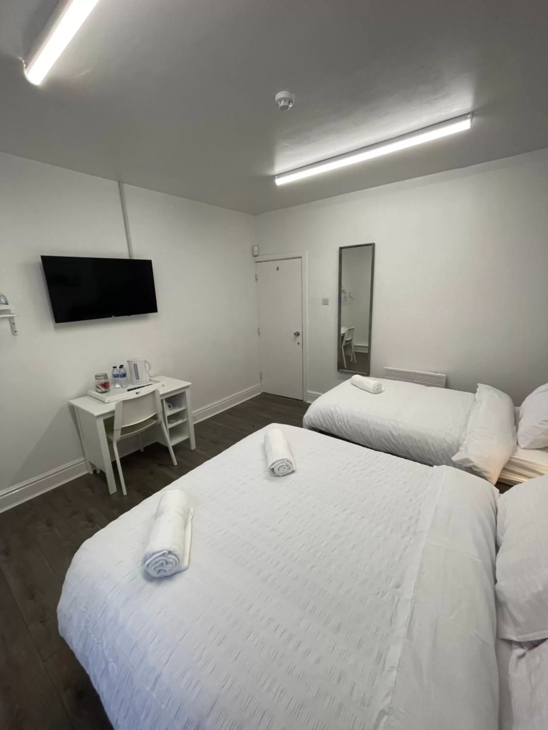 Bed in County road rooms