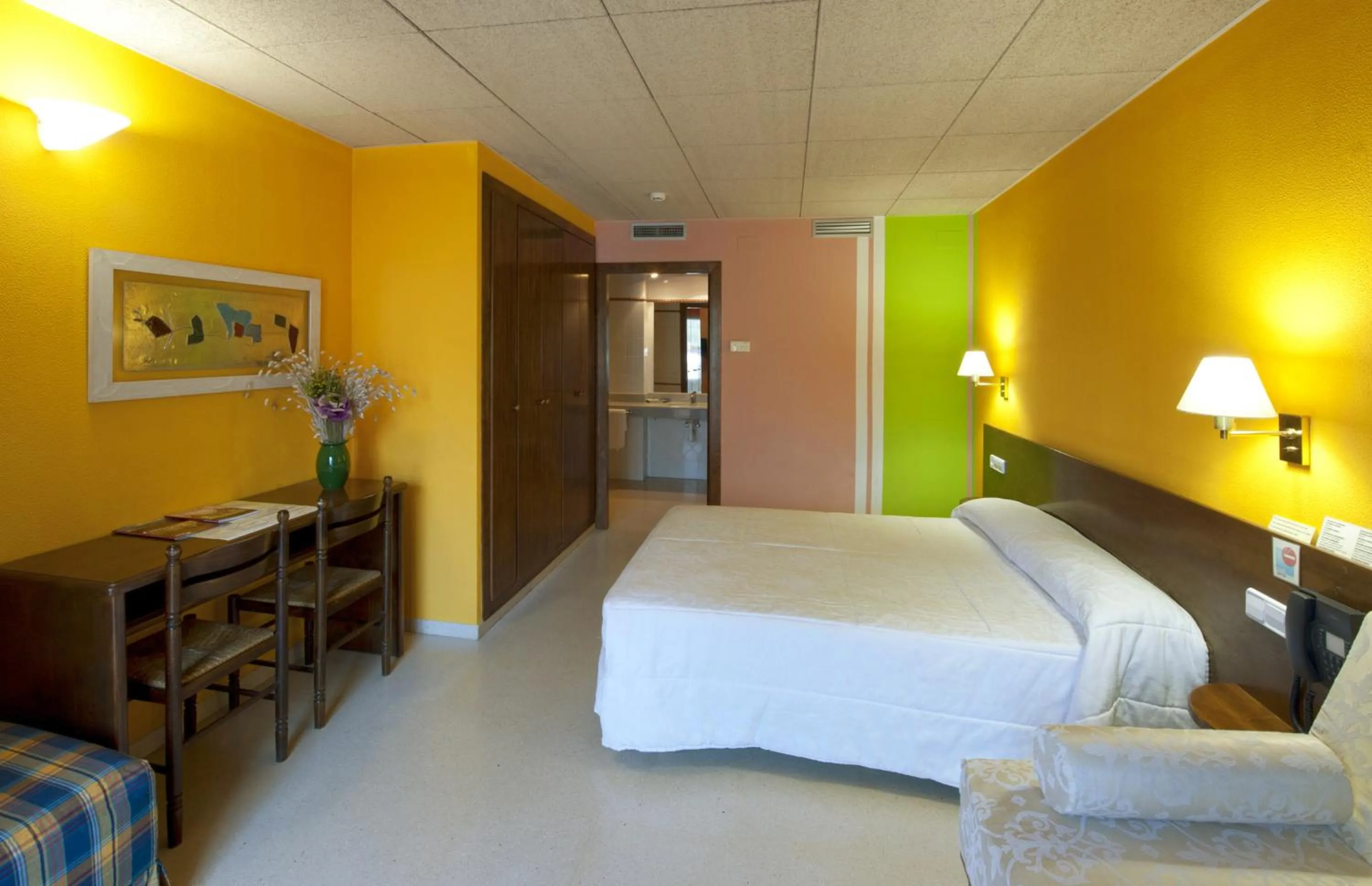 Bedroom, Bed in Hotel Can Blanc