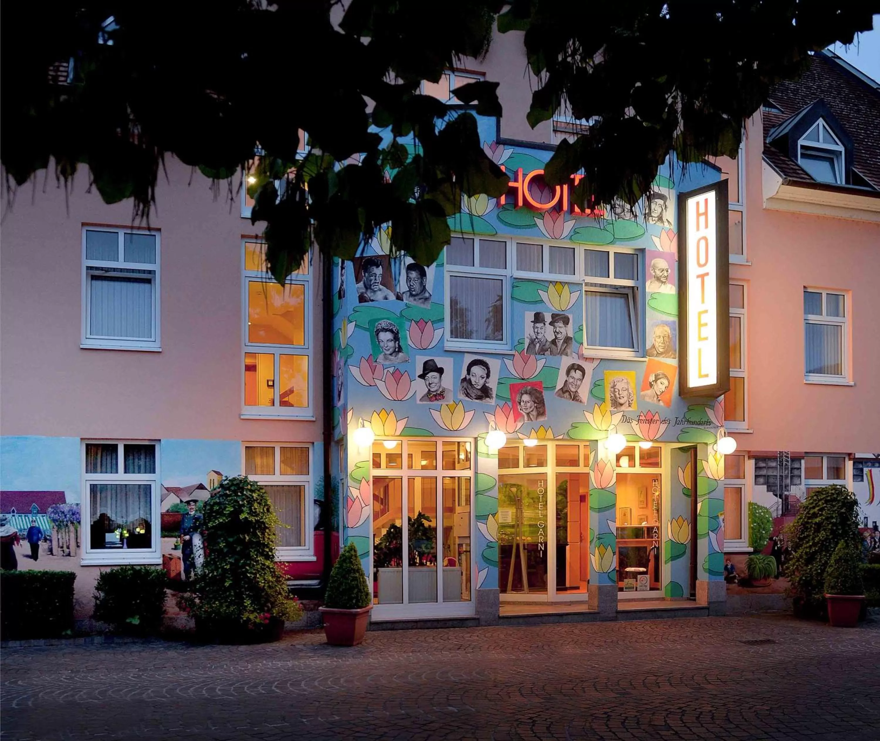 Facade/entrance in Hotel am Stadthaus