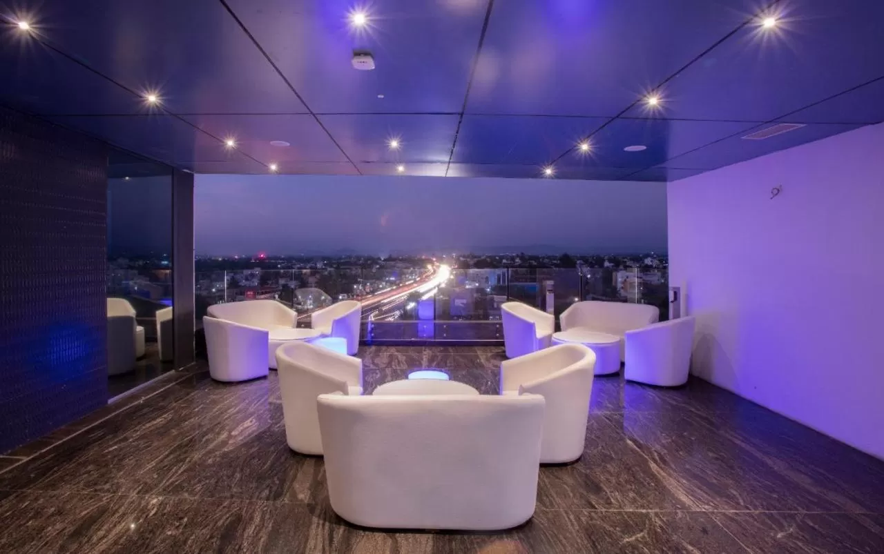 Living room in Sapphire Premium Hotel & Suite