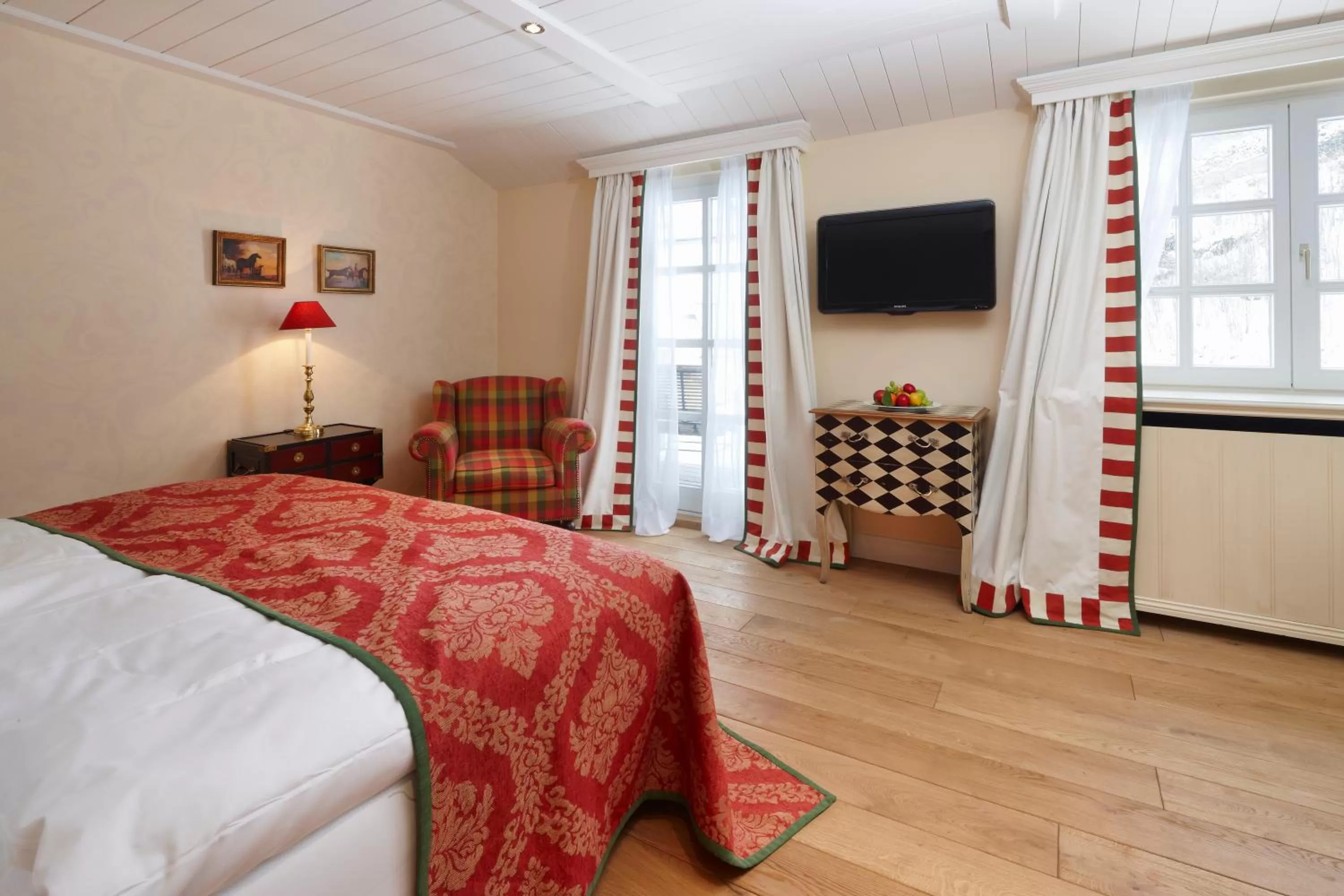 Photo of the whole room, Bed in Relais & Châteaux Hardenberg BurgHotel
