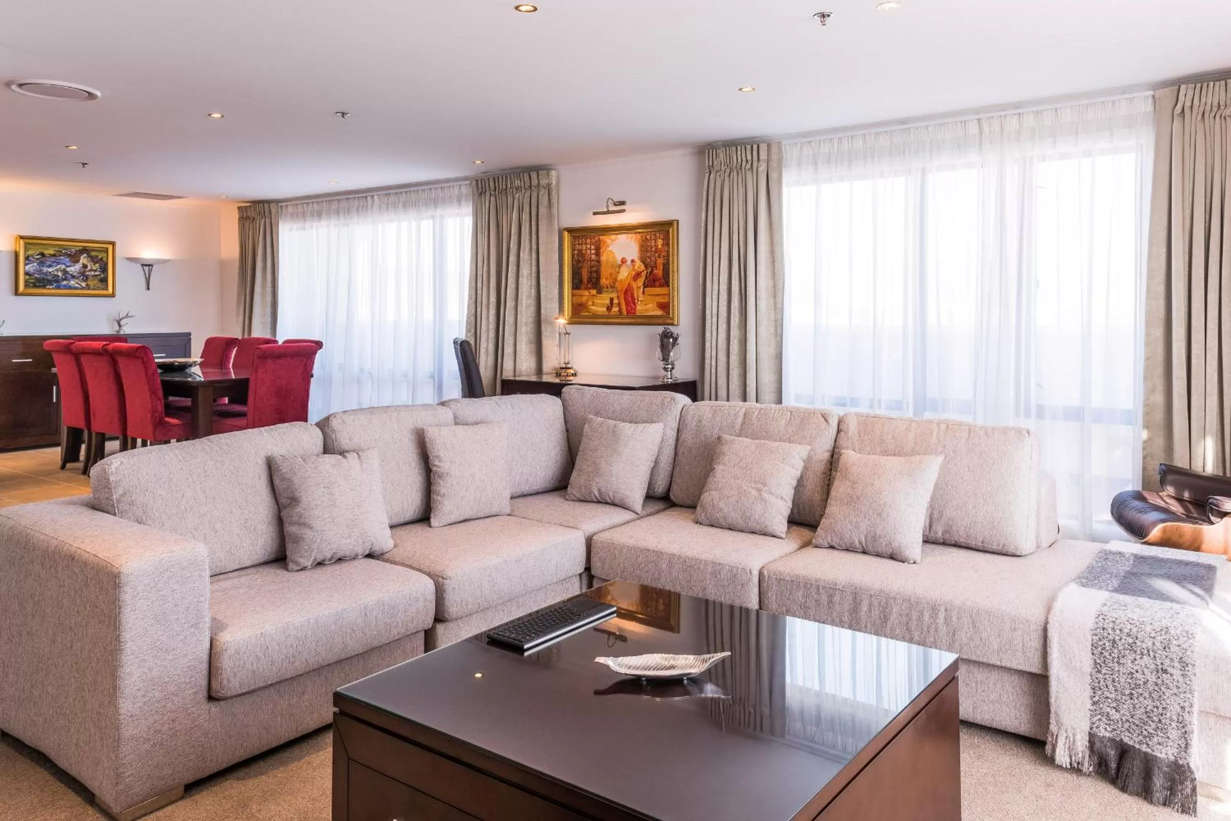 Living room in Fino Hotel & Suites