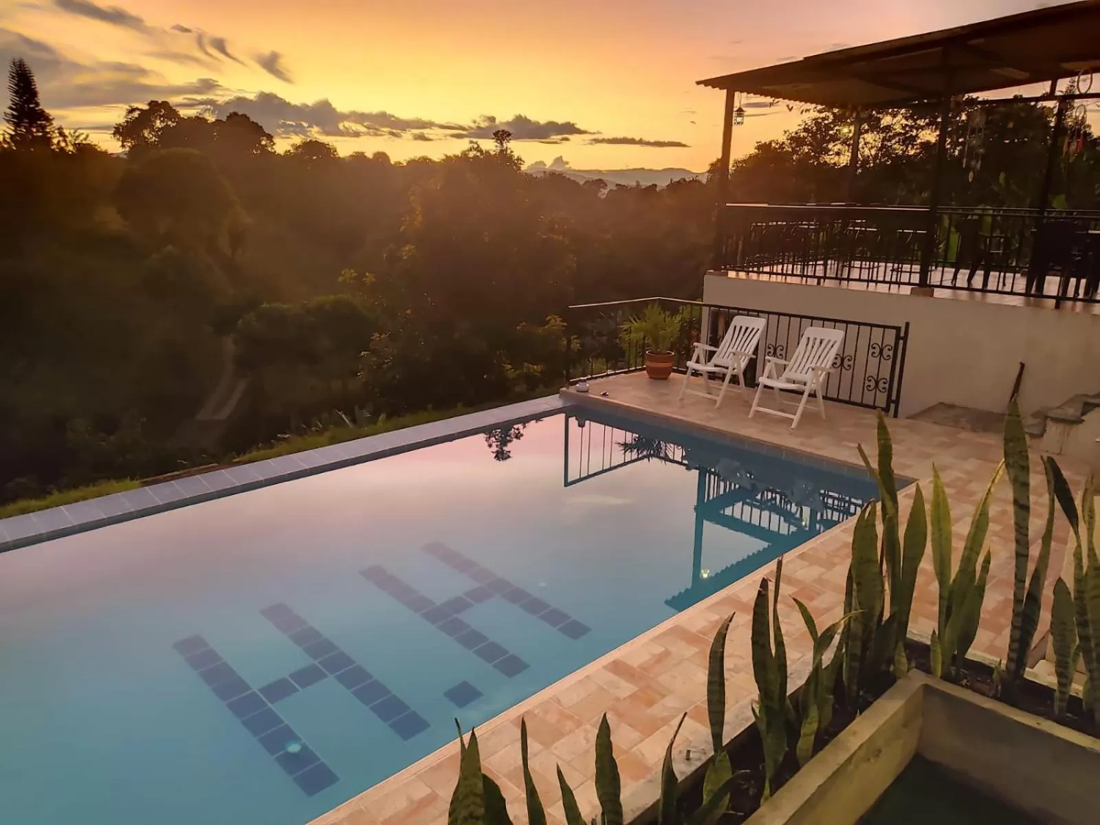 Sunset, Swimming Pool in Hotel Casa campestre HH