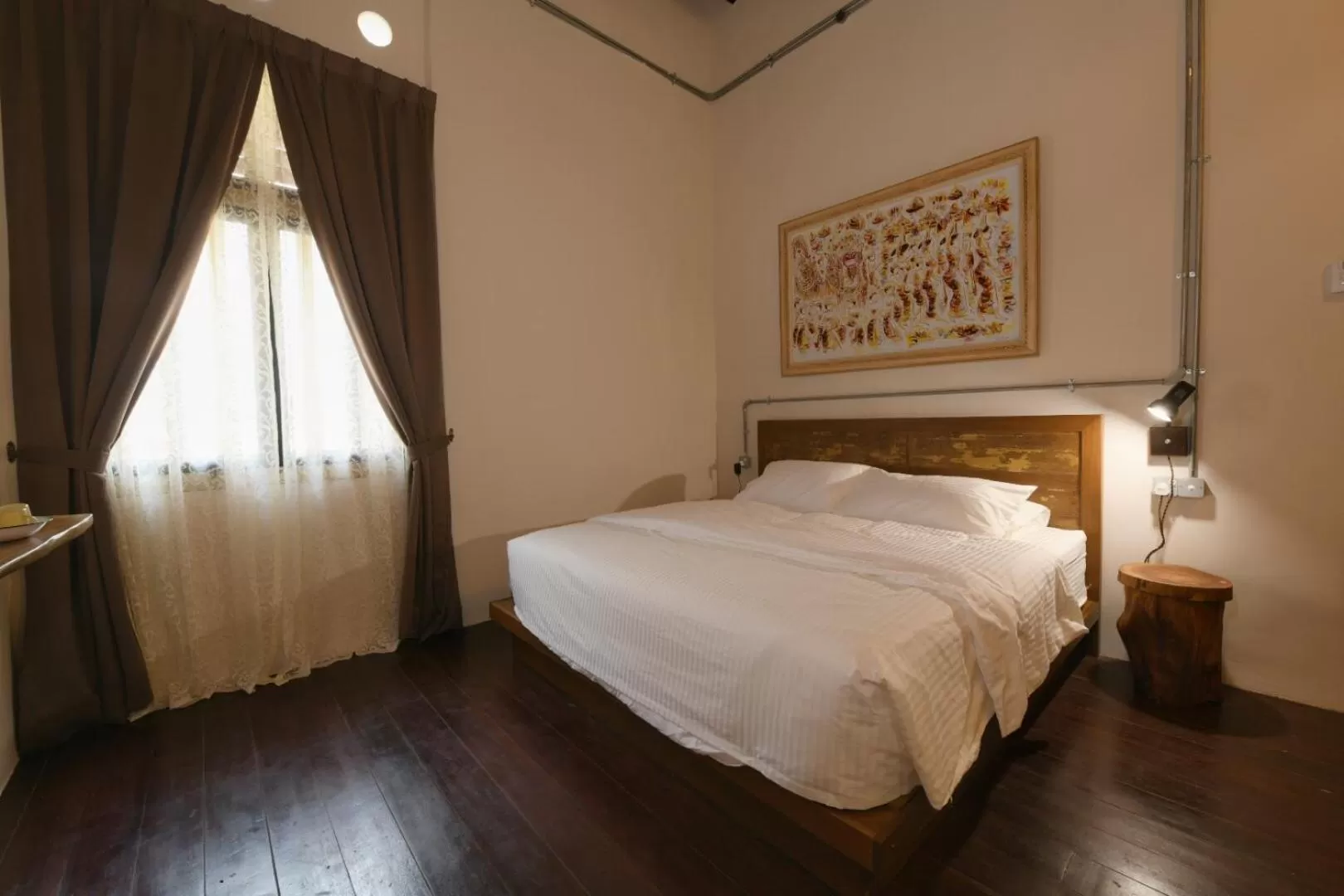 Bed in 38PC Boutique Hotel