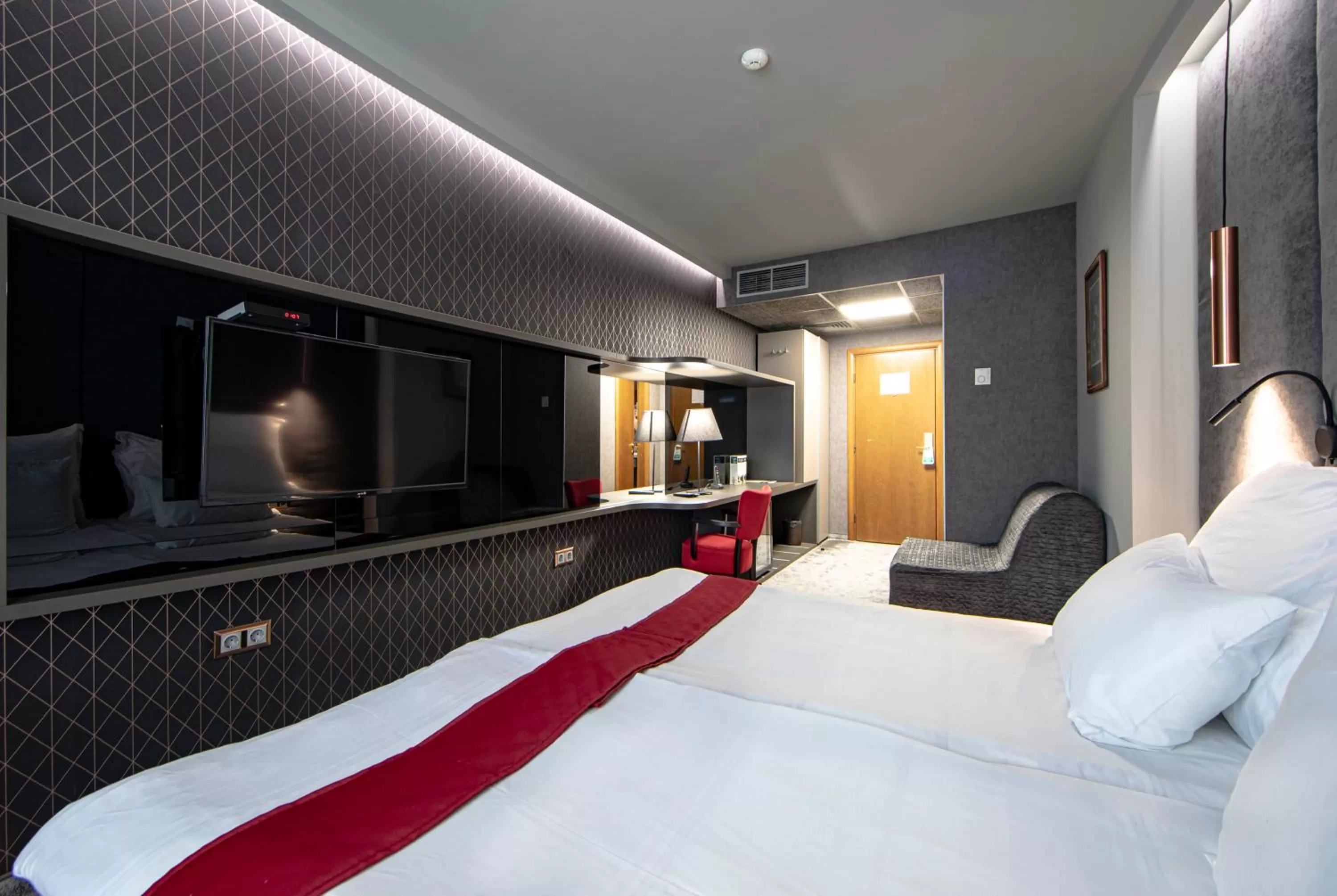 Bed in Spa Hotel Ezeretz Blagoevgrad