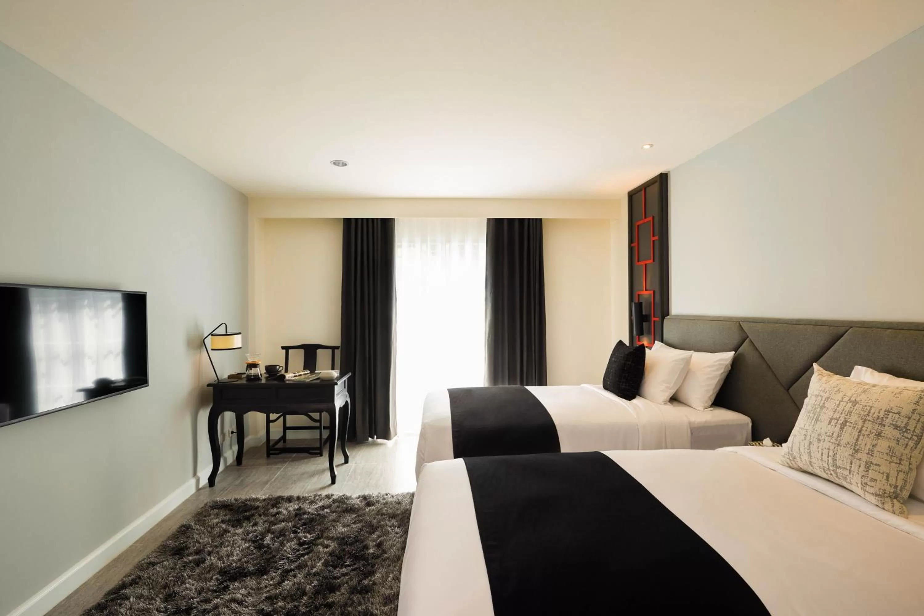 Photo of the whole room, Bed in Villa De Pranakorn