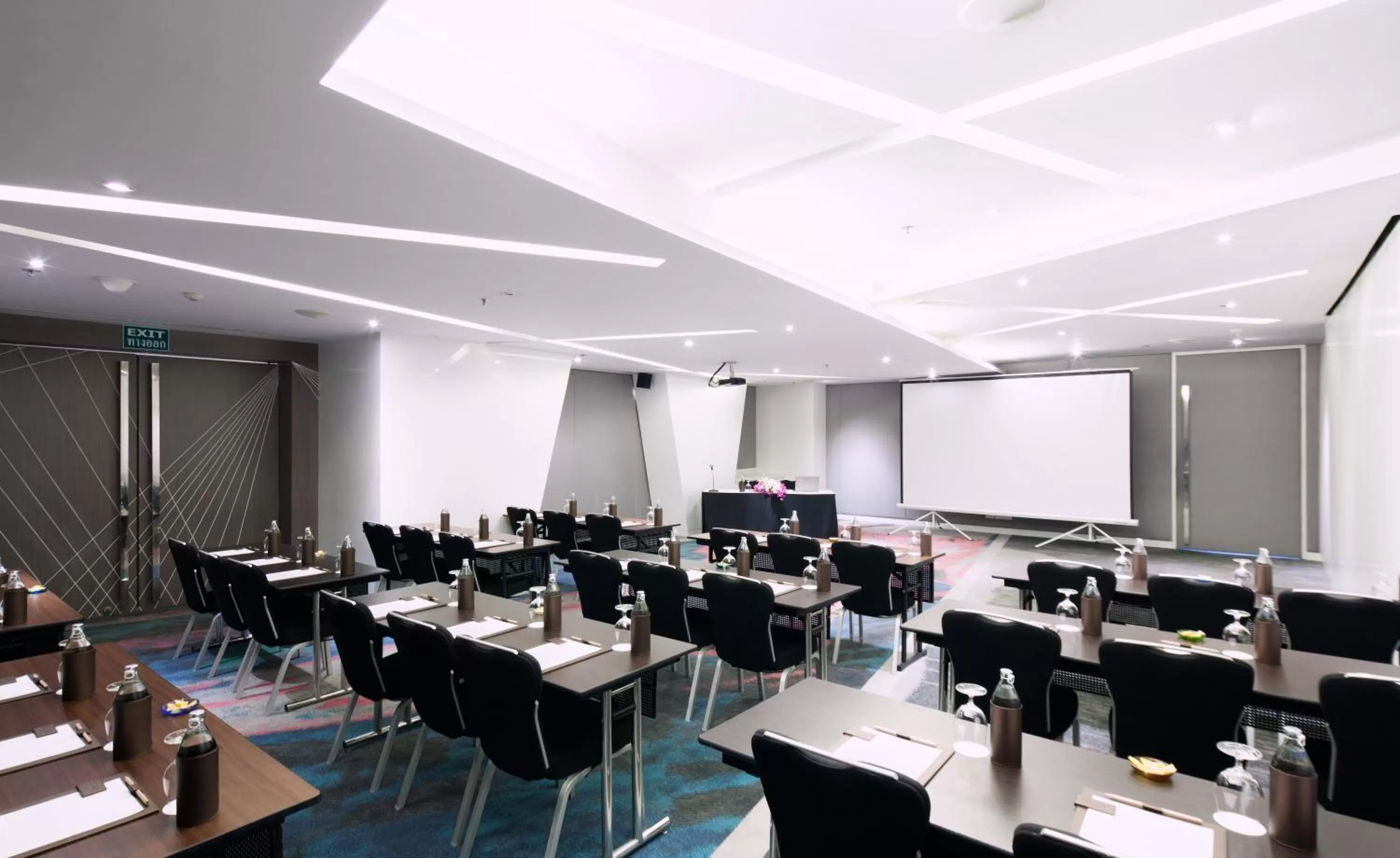 Meeting/conference room in Centara Watergate Pavilion Hotel Bangkok