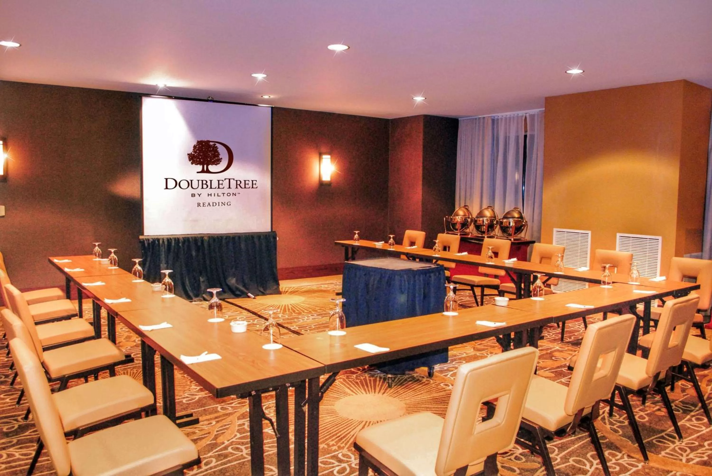 Meeting/conference room in DoubleTree by Hilton Hotel Reading