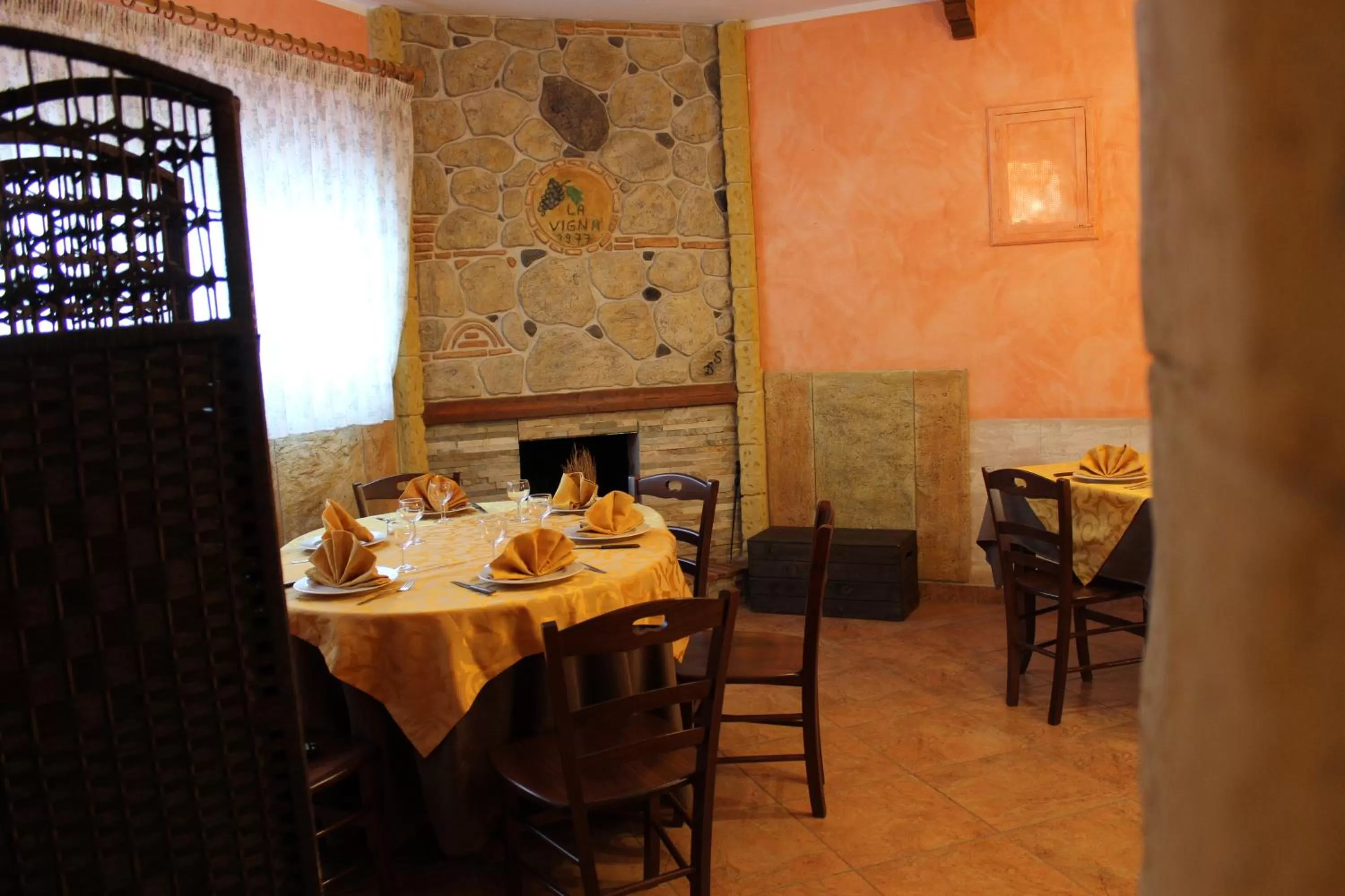 Restaurant/places to eat in B&B La Vigna