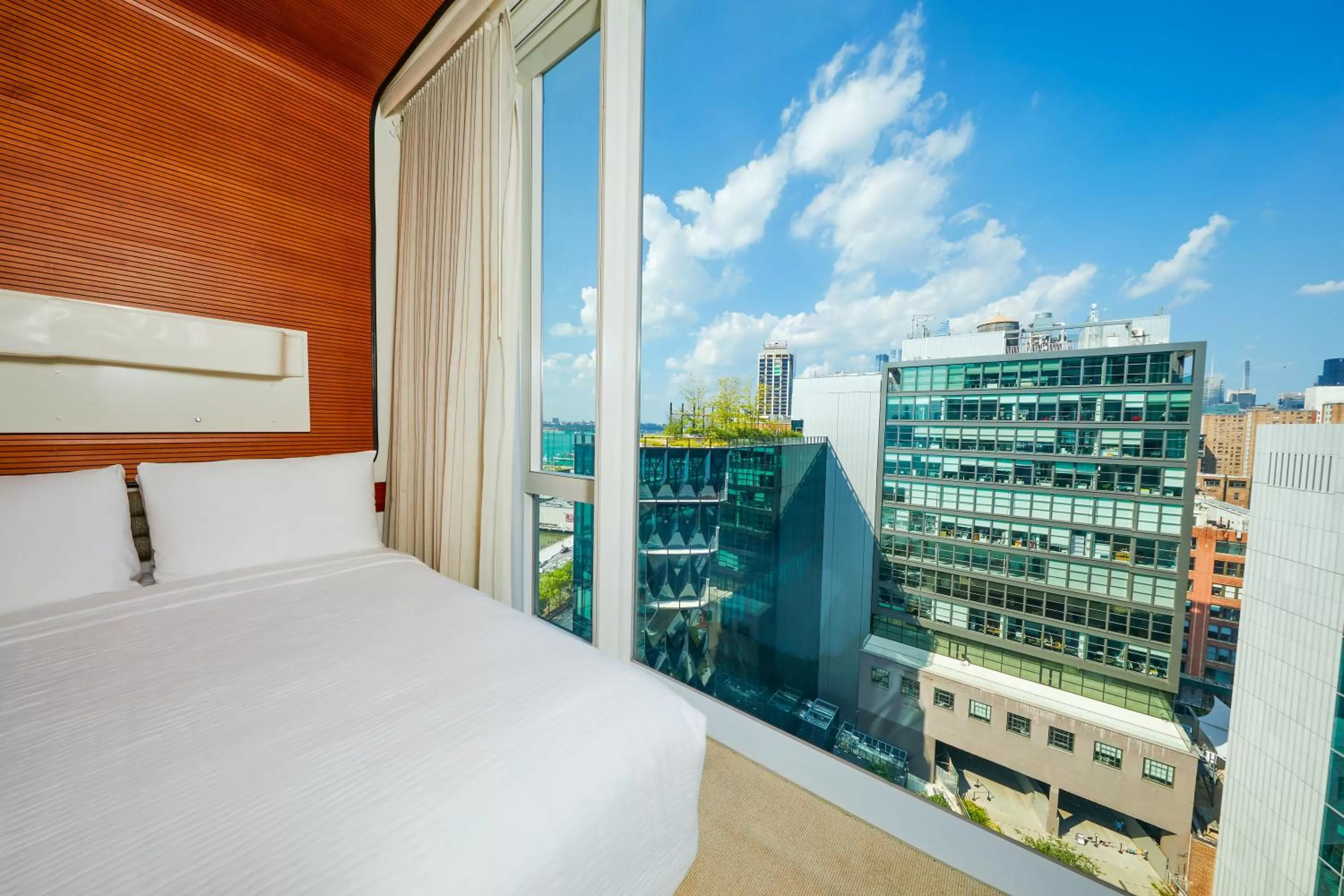 View (from property/room), Bed in The Standard, High Line New York