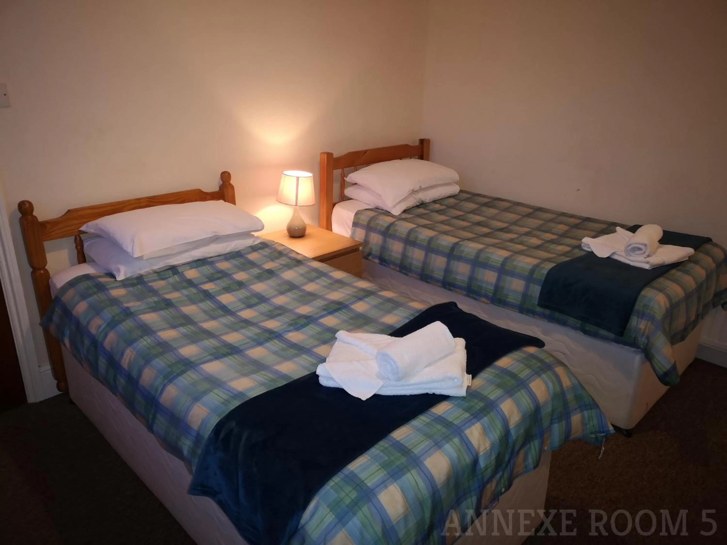 Bedroom, Bed in Westgate Hotel