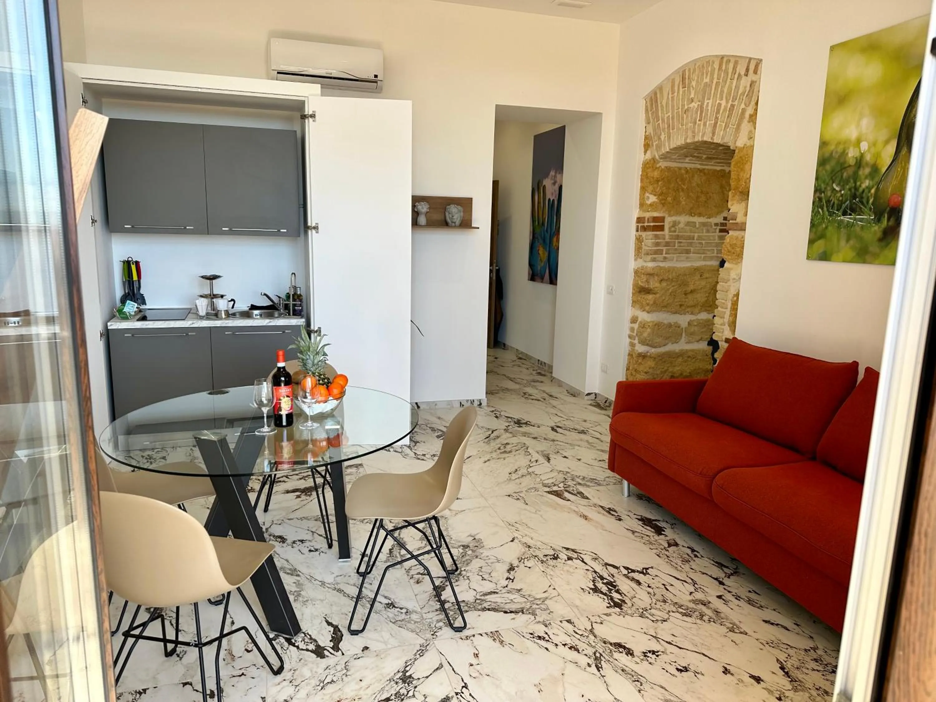 Dining area in Hotel Exclusive