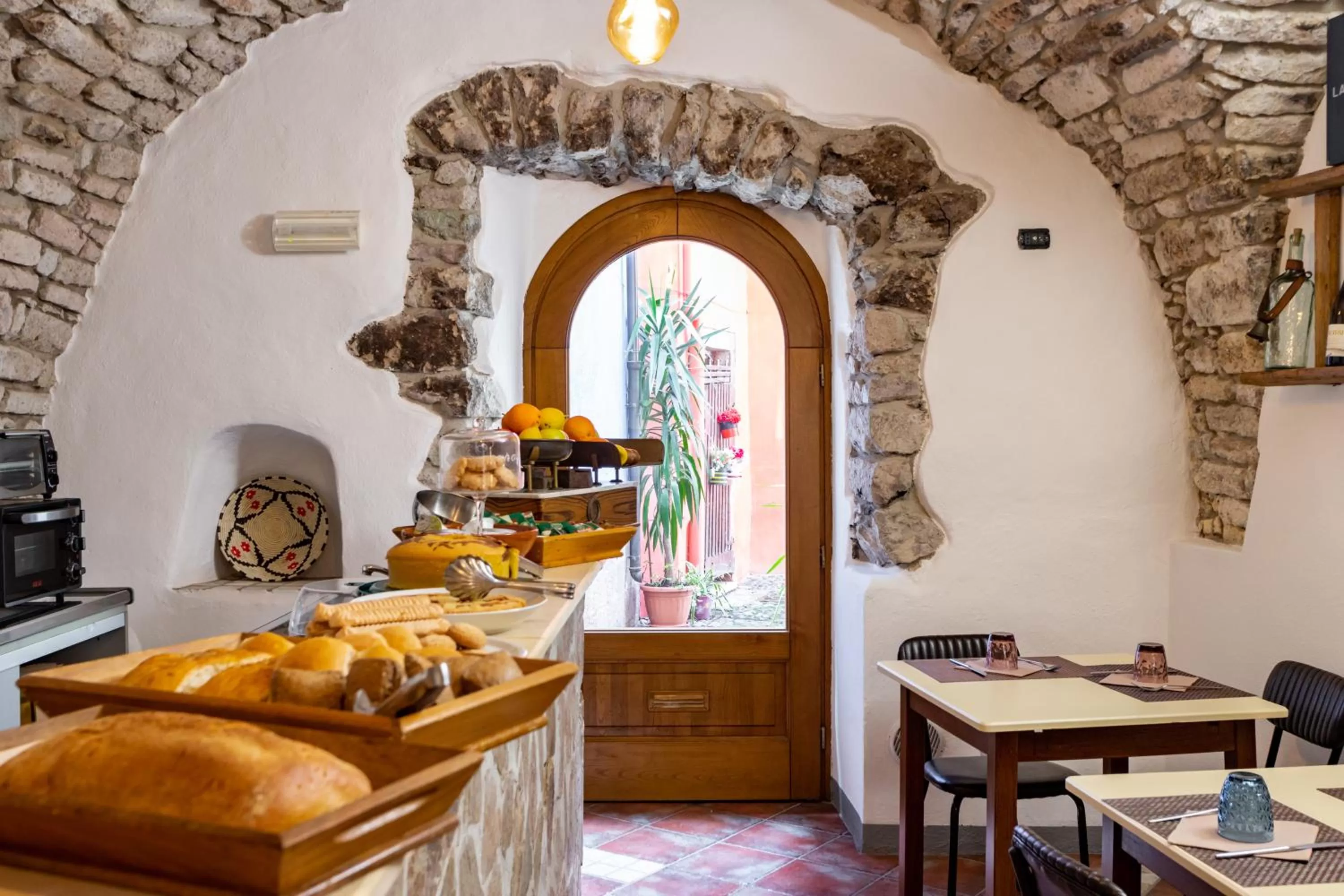 Restaurant/Places to Eat in Locanda di Corte