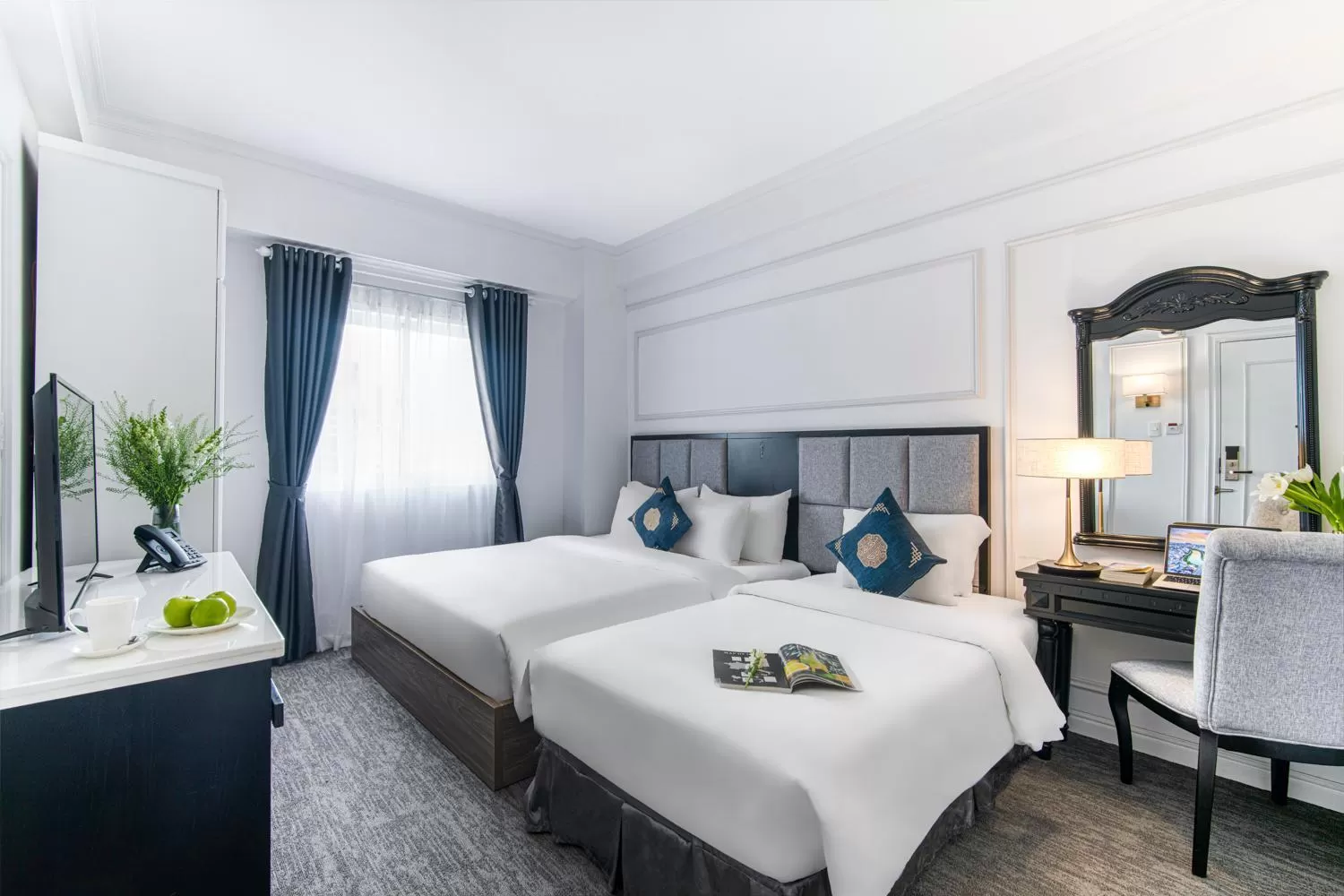 Business Twin Room City View in KiN Hotel Ly Tu Trong Edition