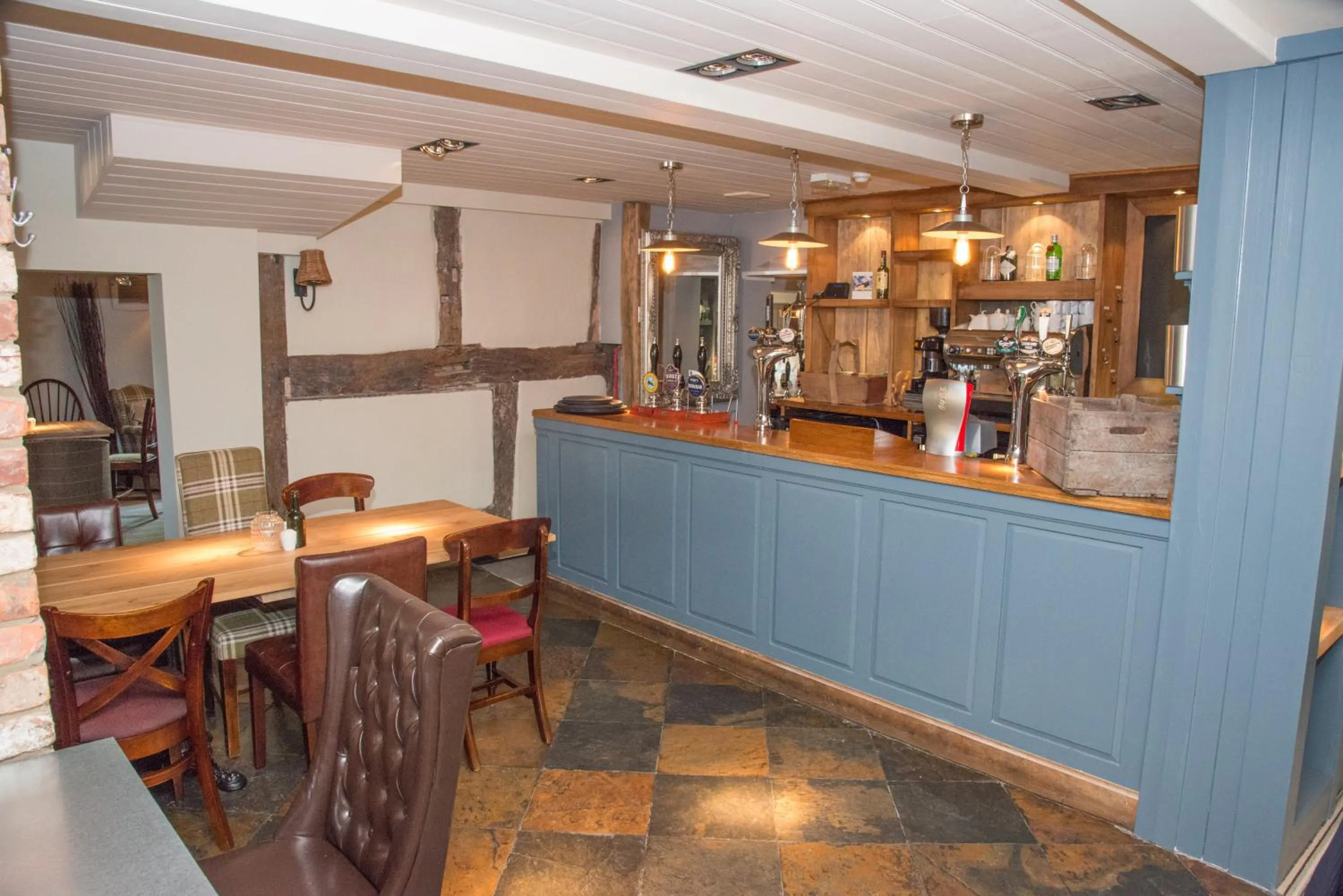 Lounge or bar in The Swan Inn