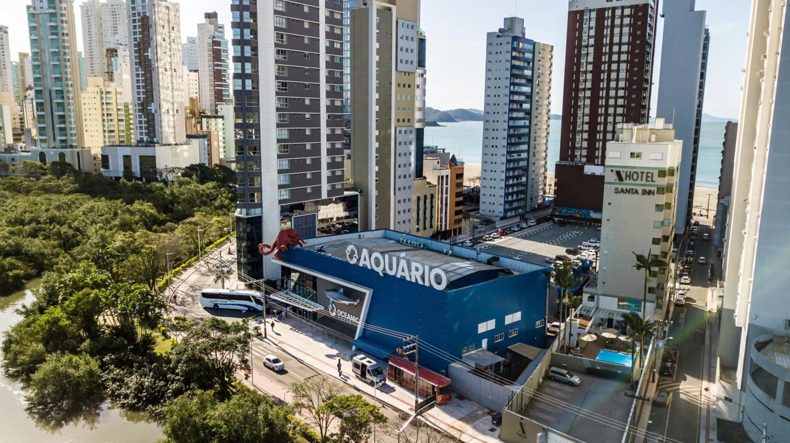Bird's eye view in Santa Inn Hotel